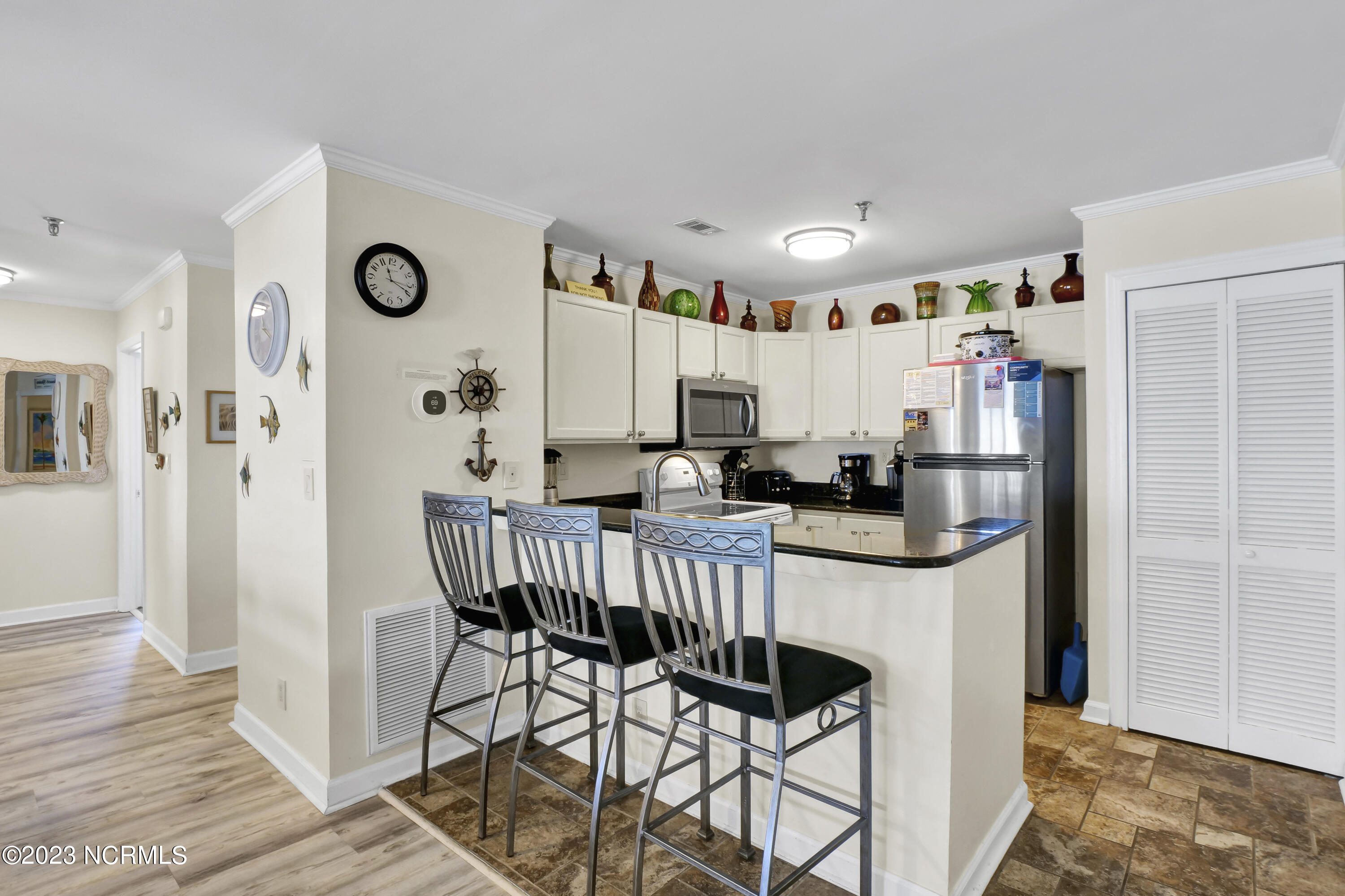 790 New River Inlet Road 320a Property Photo 9