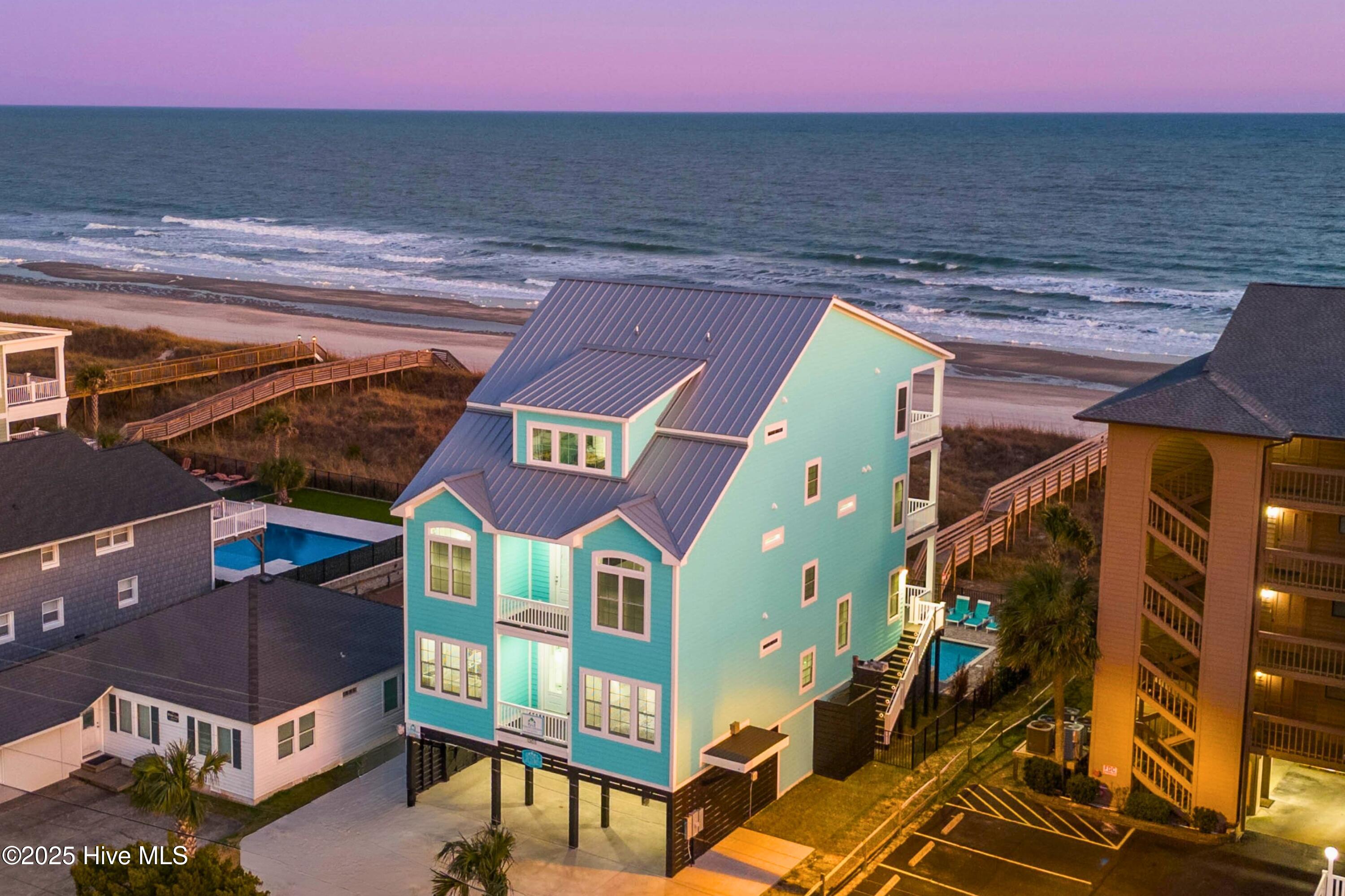 1303 S Ocean Boulevard Property Photo 2