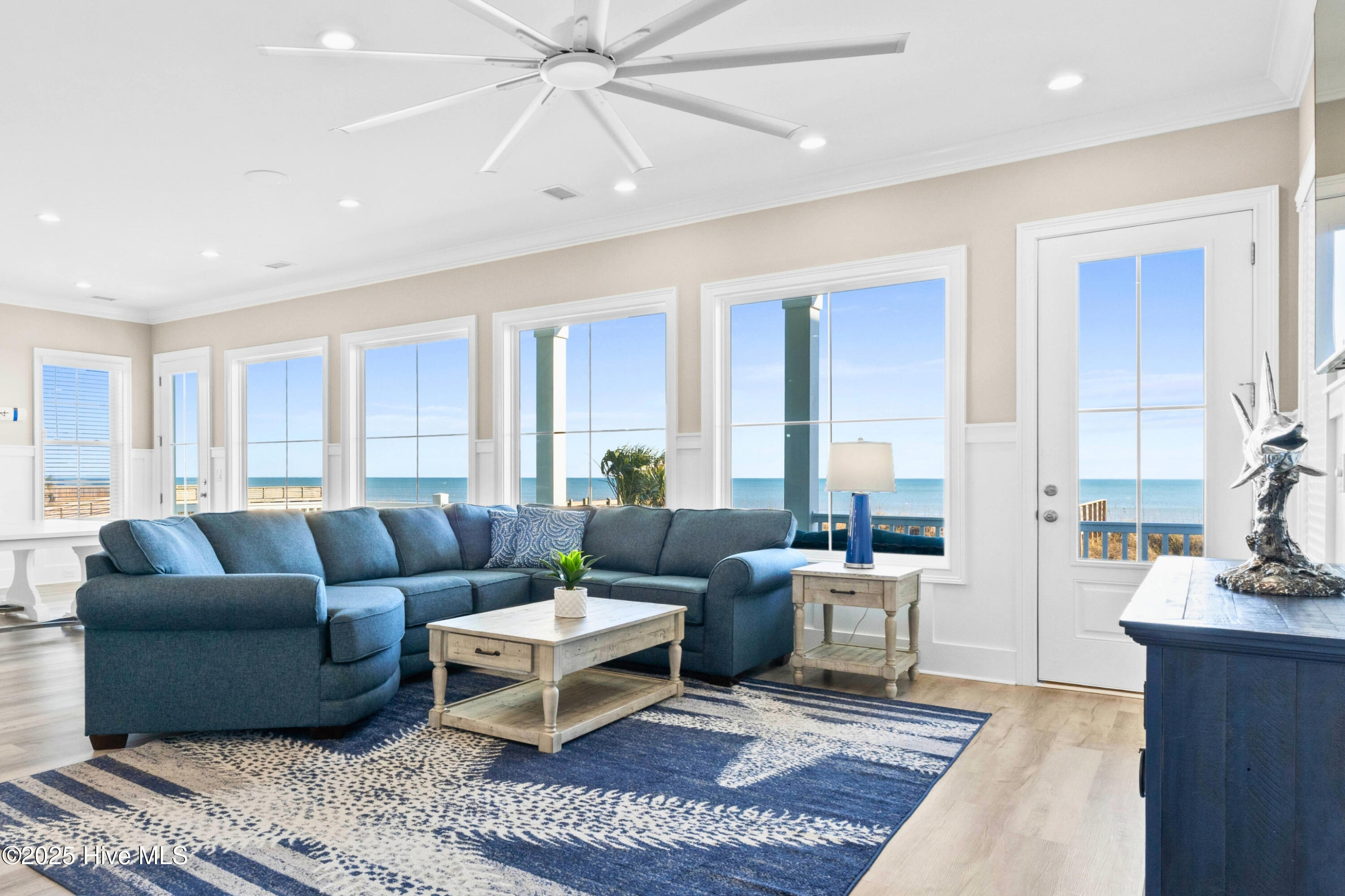 1303 S Ocean Boulevard Property Photo 4