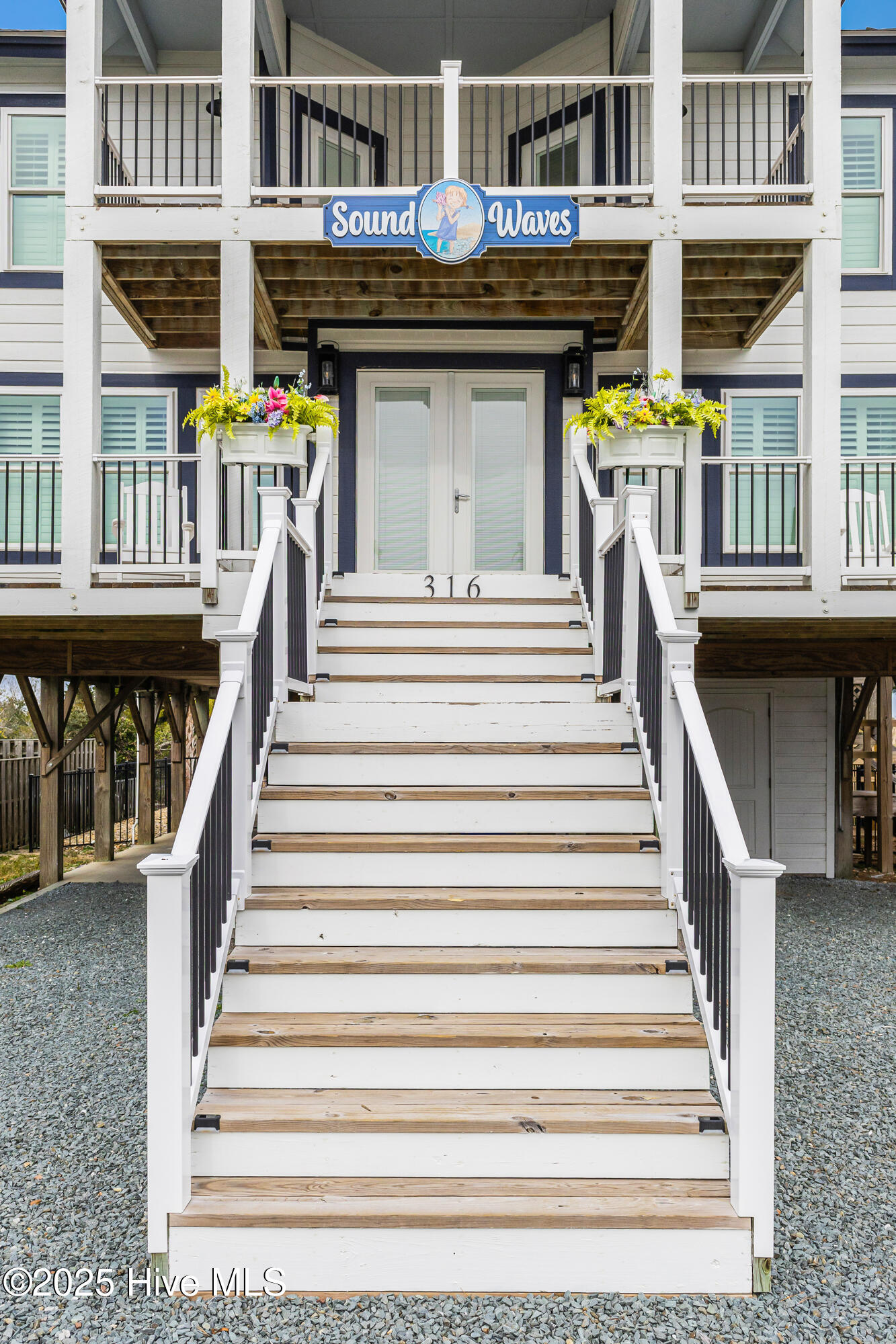 316 Caswell Beach Road Property Photo 5