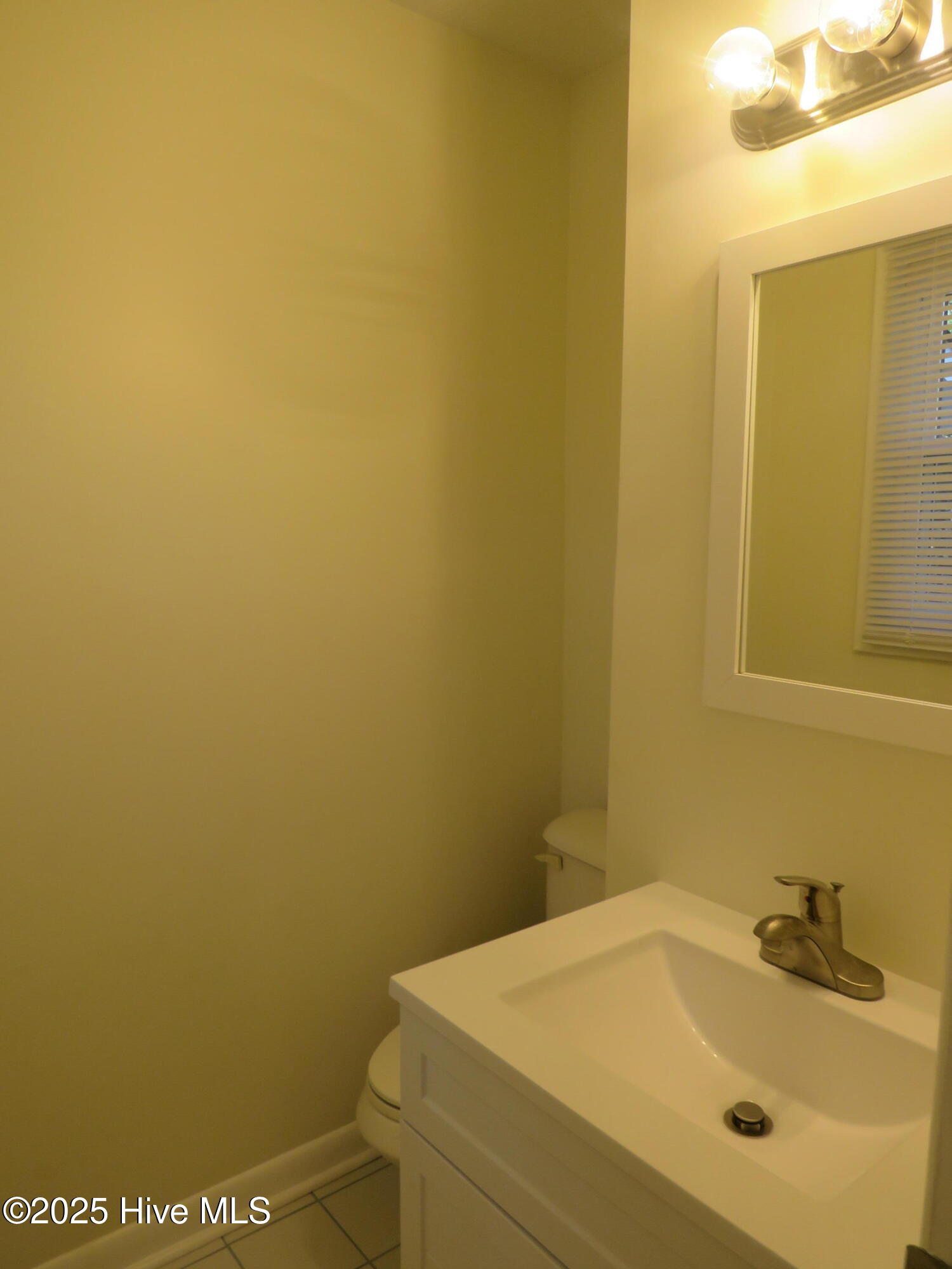 535 W Rhode Island Avenue Property Photo 12
