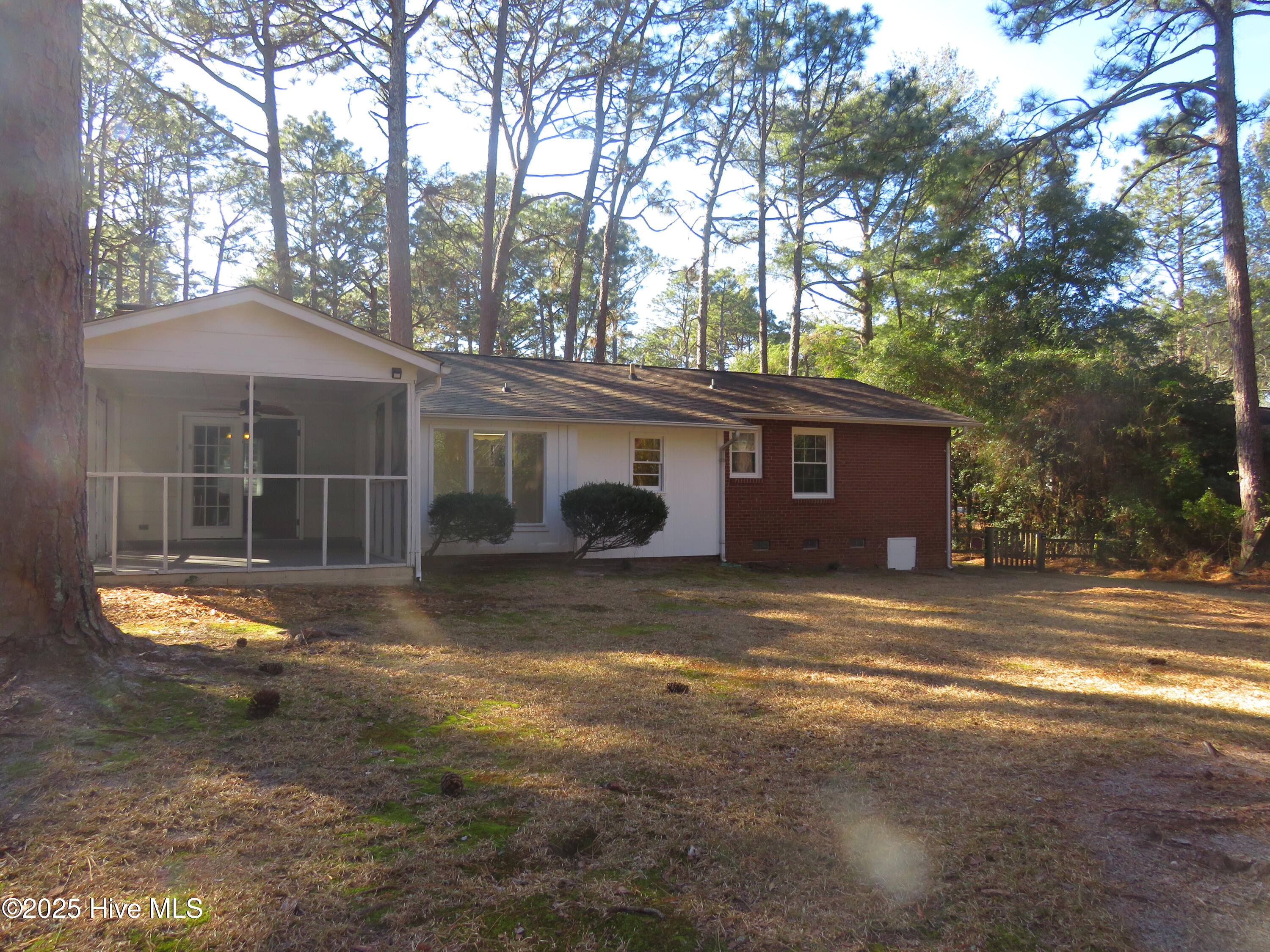535 W Rhode Island Avenue Property Photo 23