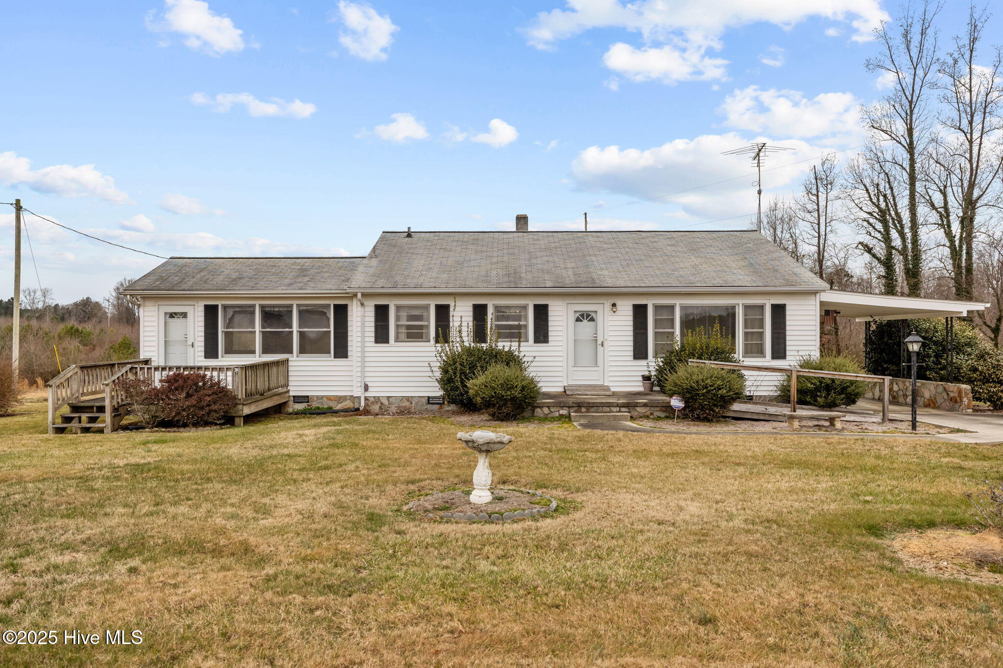 1100 Ben Smith Road Property Photo 1