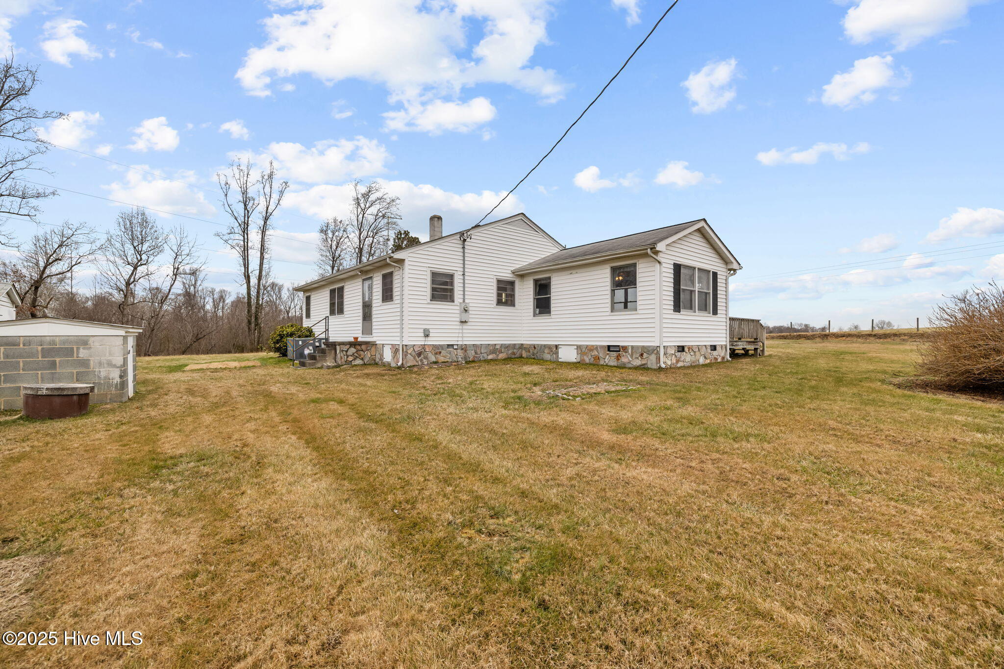 1100 Ben Smith Road Property Photo 13