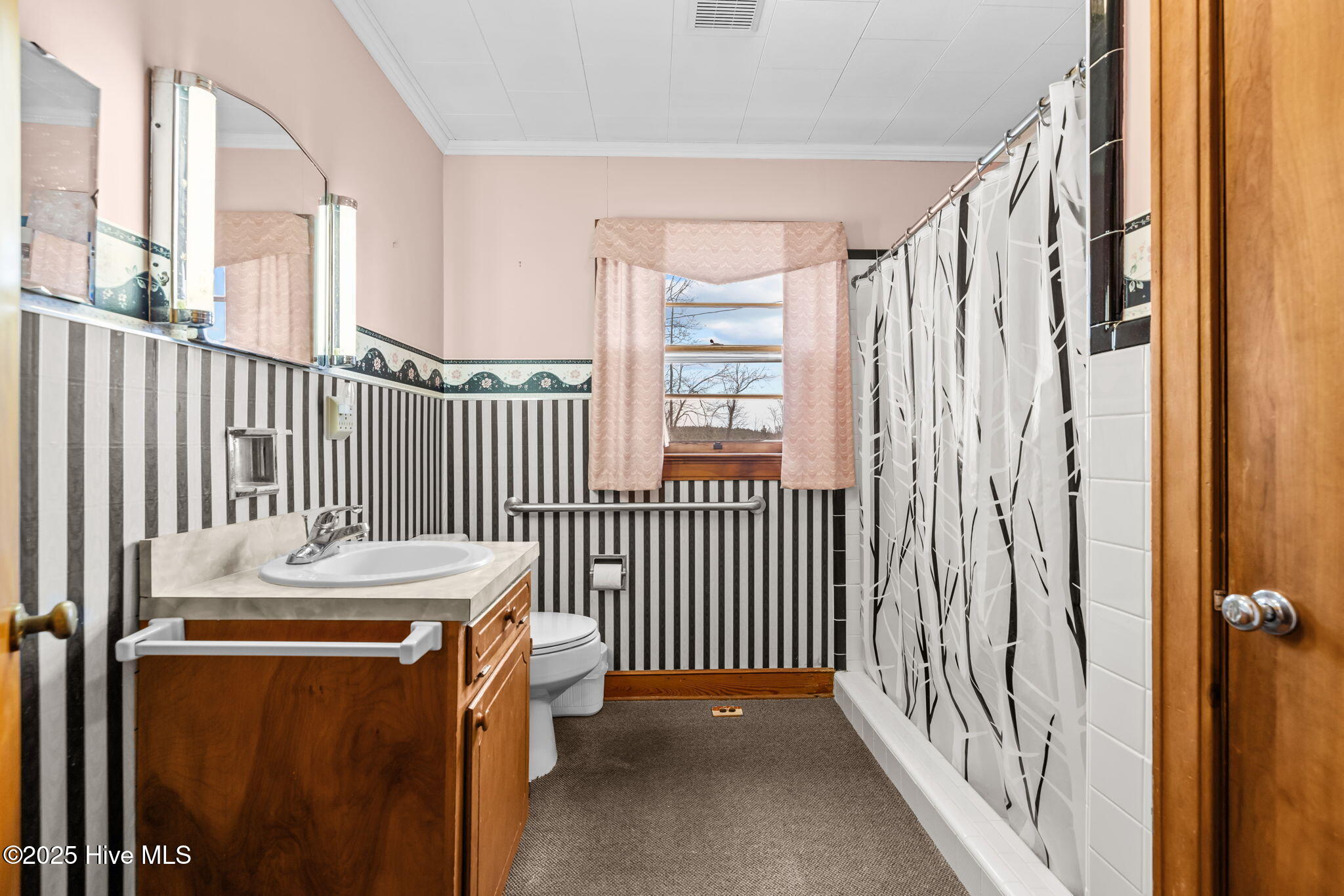 1100 Ben Smith Road Property Photo 34