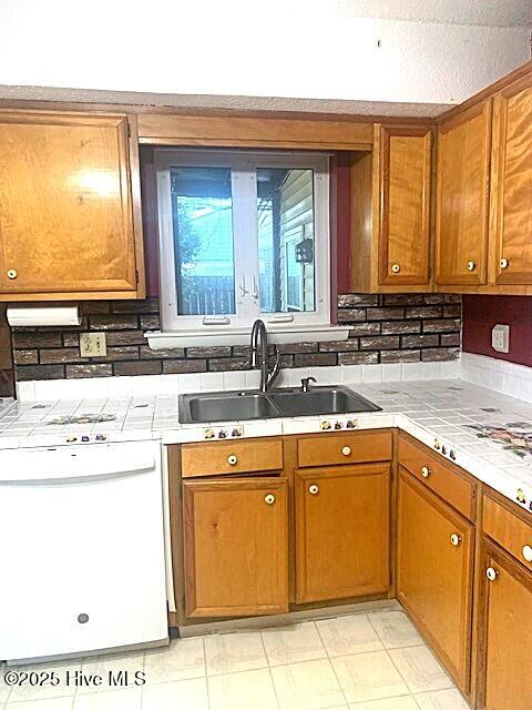 204 Kerry Court Property Photo 13