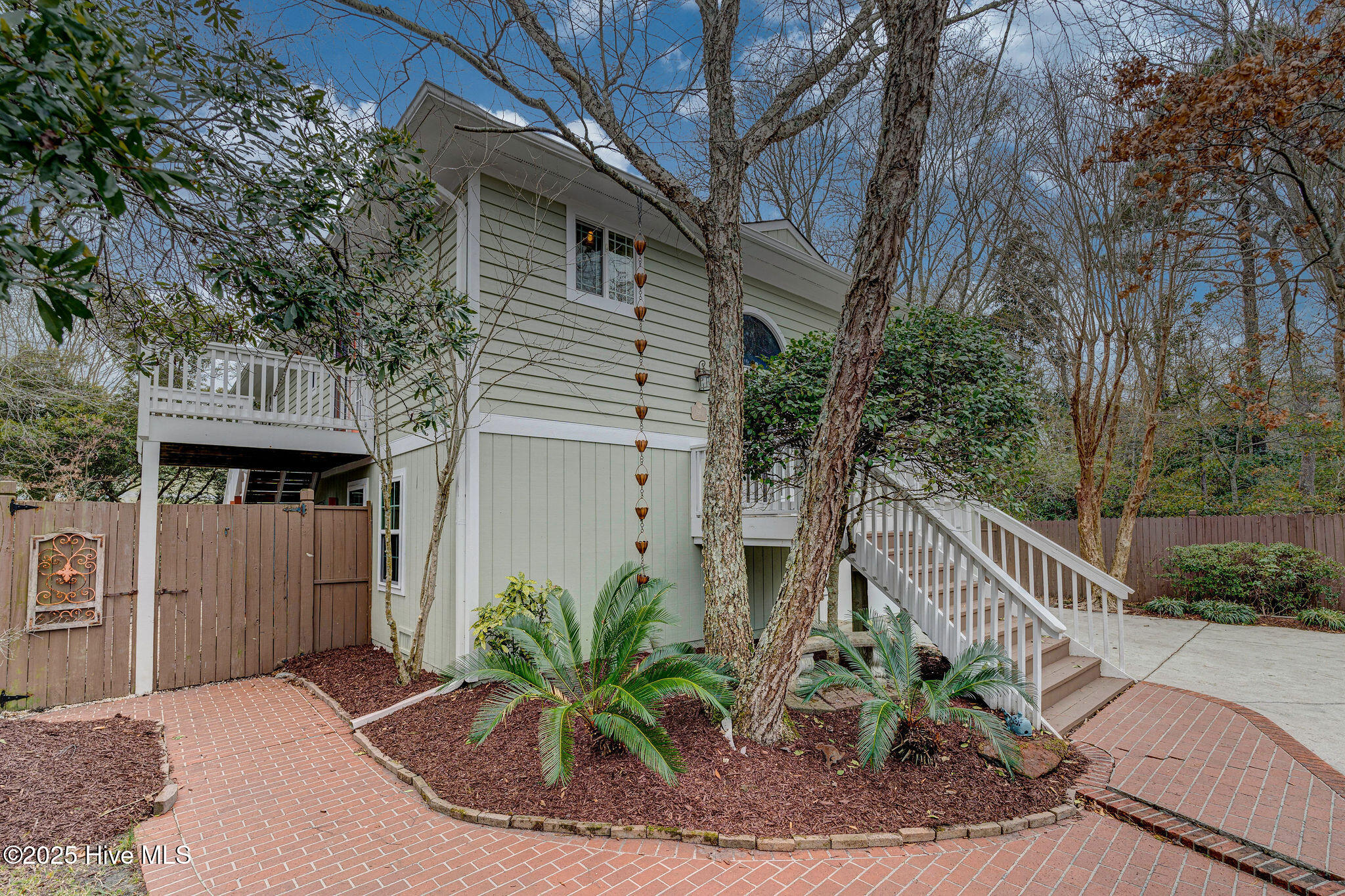 1910 Erin Court Property Photo 25