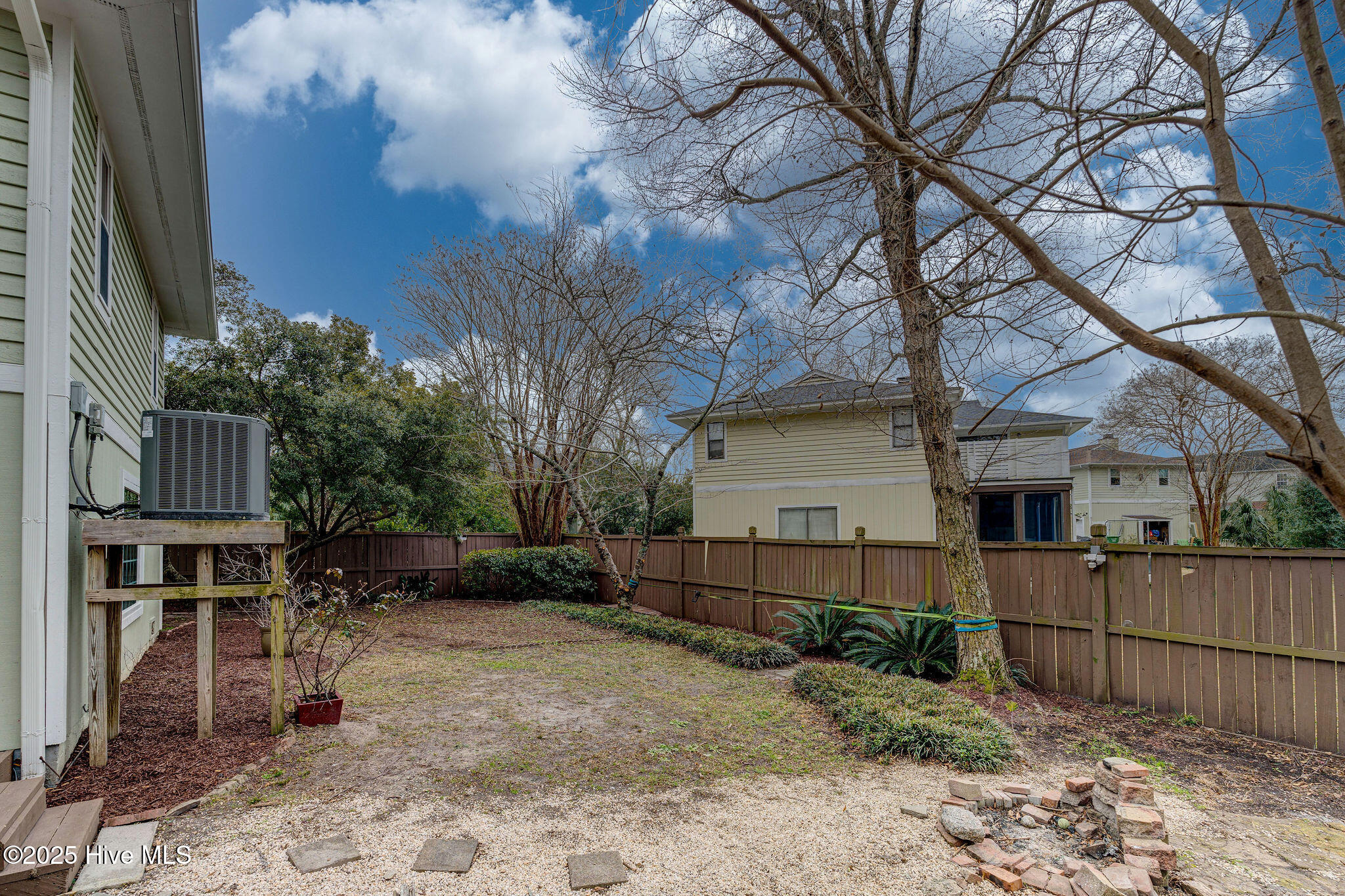 1910 Erin Court Property Photo 29
