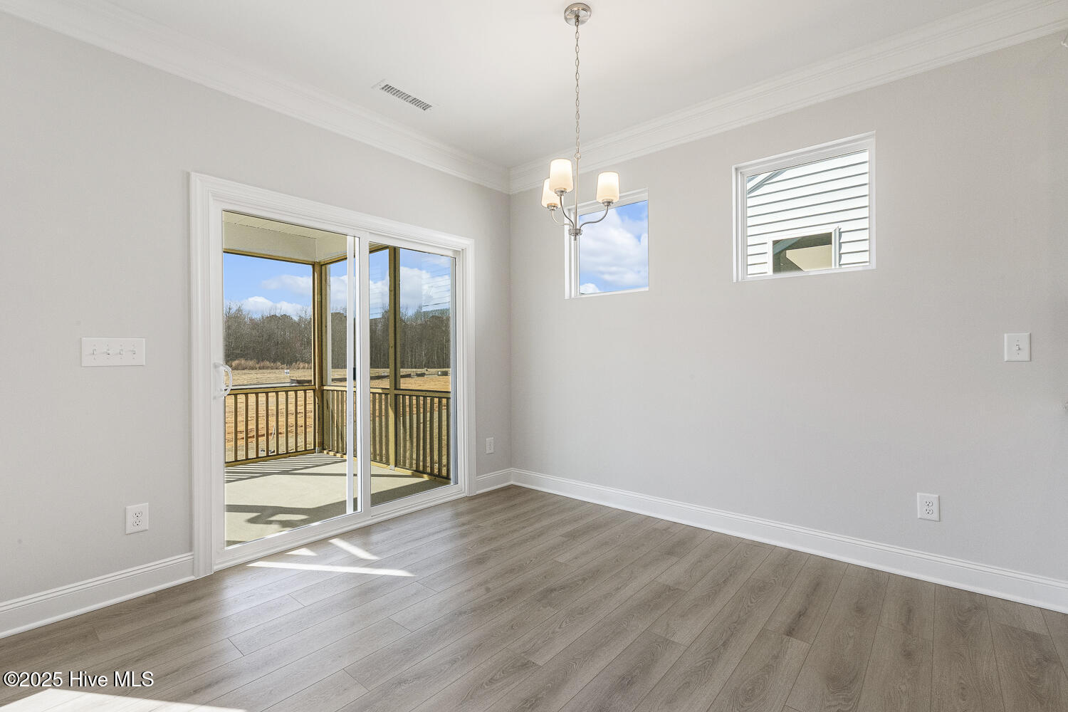 3705 Cessna Way Property Photo 17