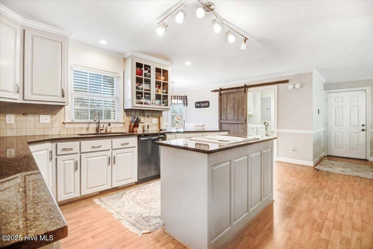 620 S Charles Street Property Photo 3