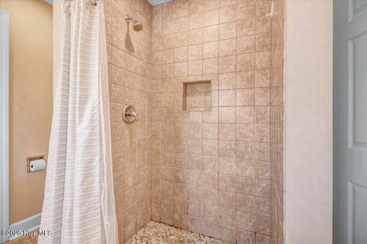620 S Charles Street Property Photo 24