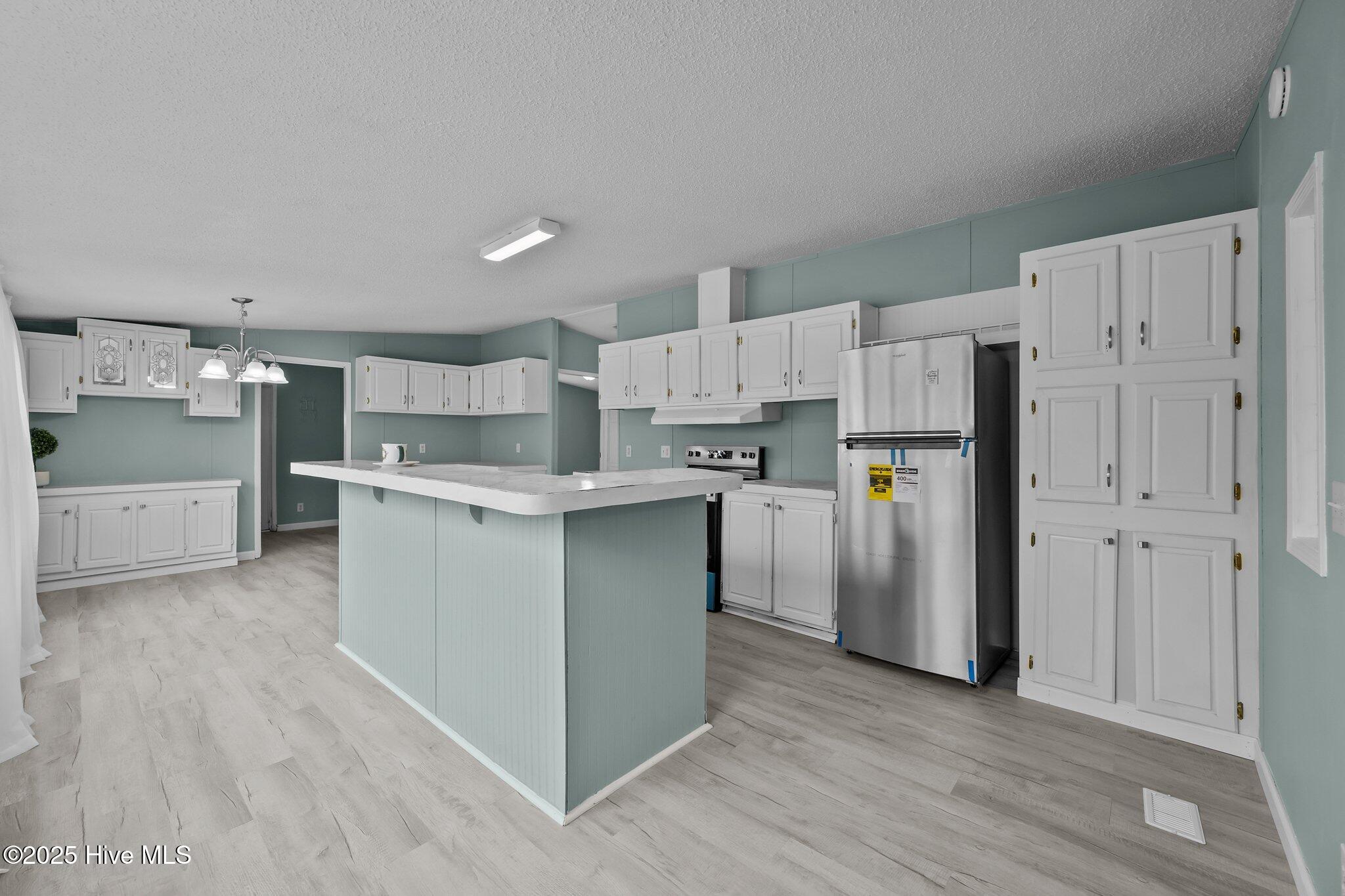 1056 E Wards Bridge Road Property Photo 8
