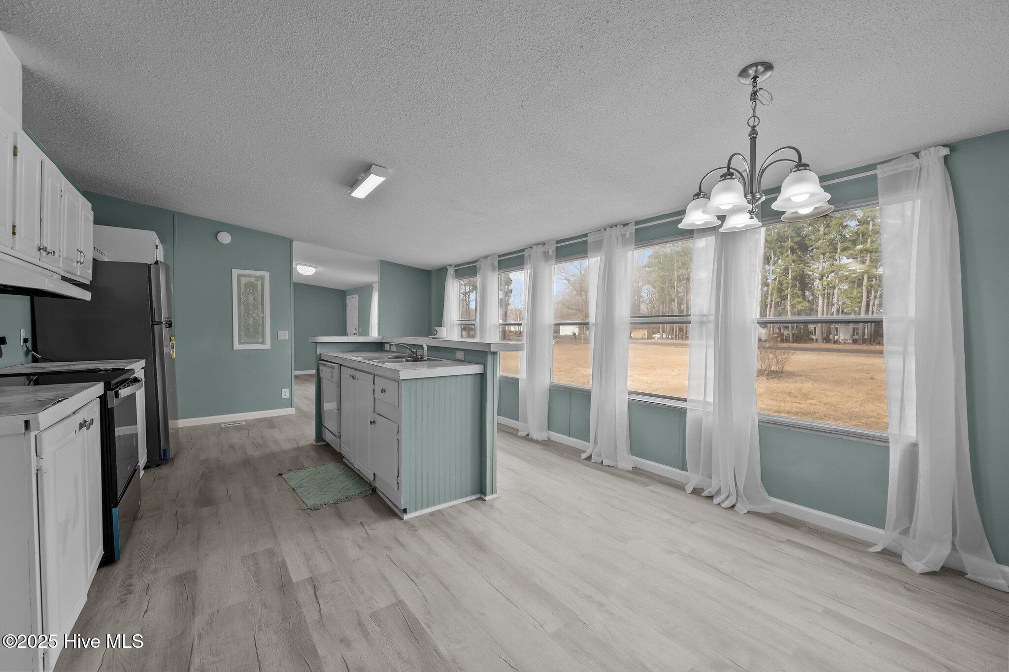 1056 E Wards Bridge Road Property Photo 10