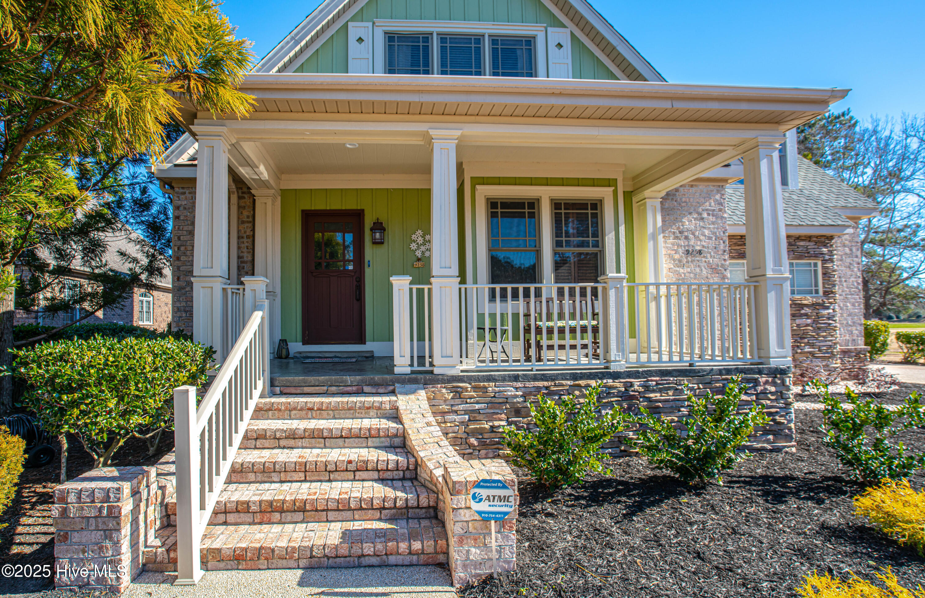 9258 Checkerberry Square Property Photo 6