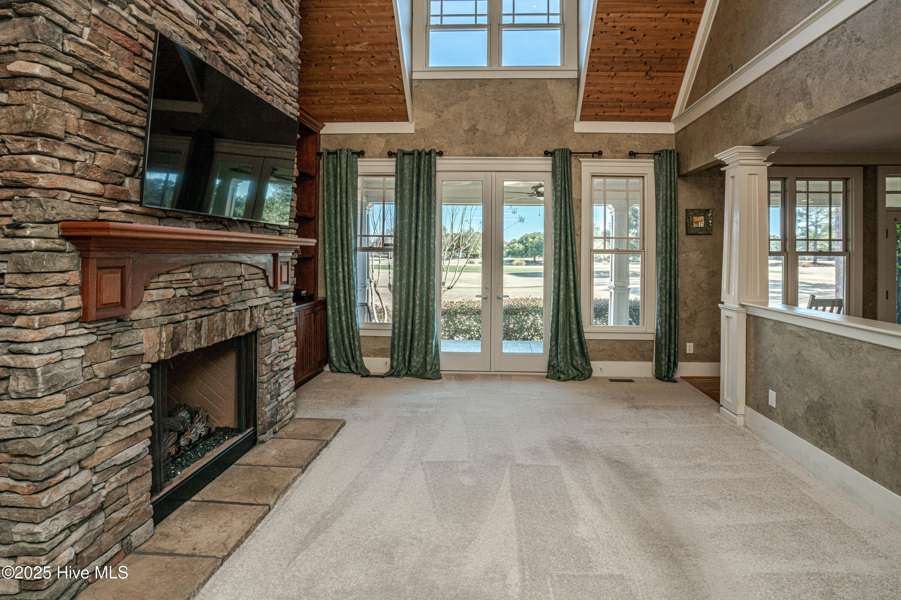 9258 Checkerberry Square Property Photo 22