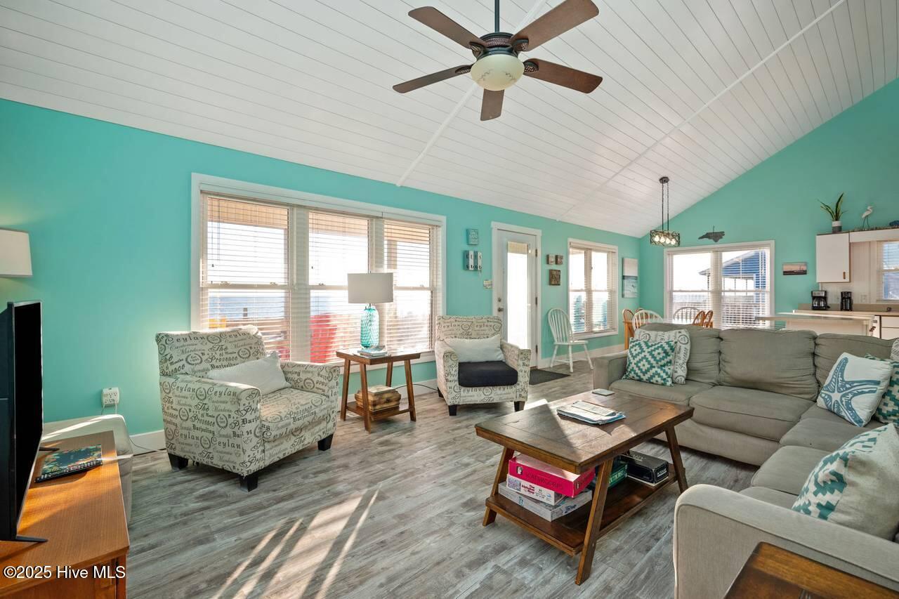1919 E Beach Drive Property Photo 6