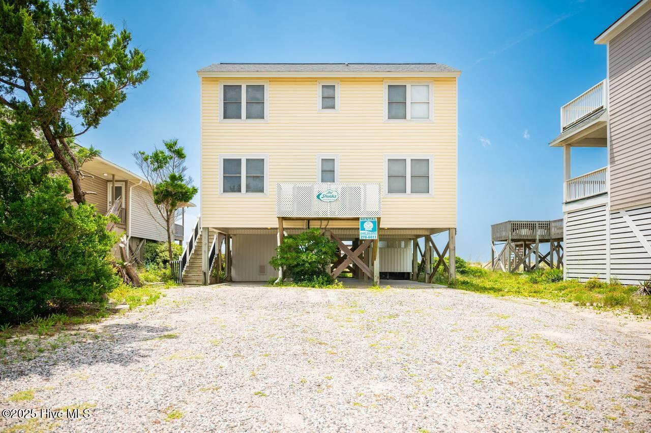 1919 E Beach Drive Property Photo 40