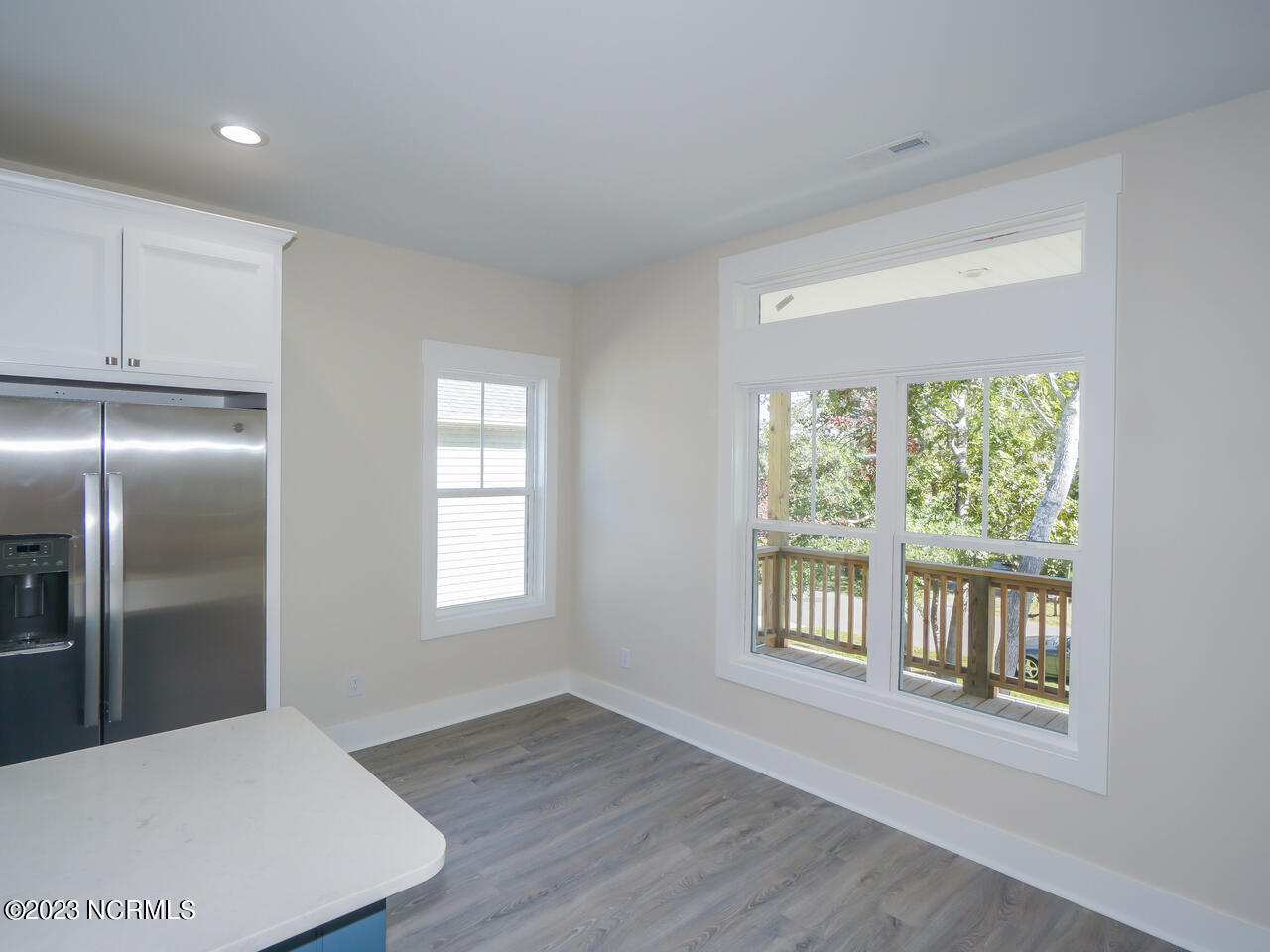 335 Ne 41st Street Property Photo 7