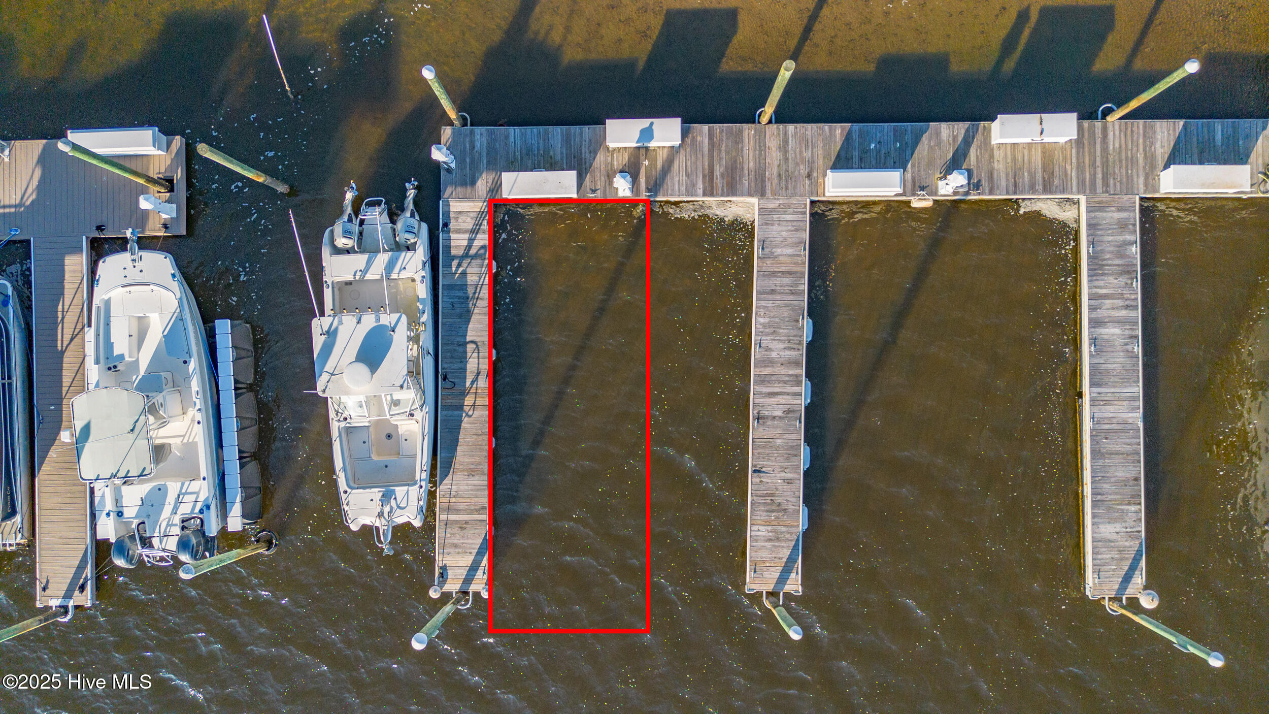 111 Florida Avenue 16 Property Photo 4
