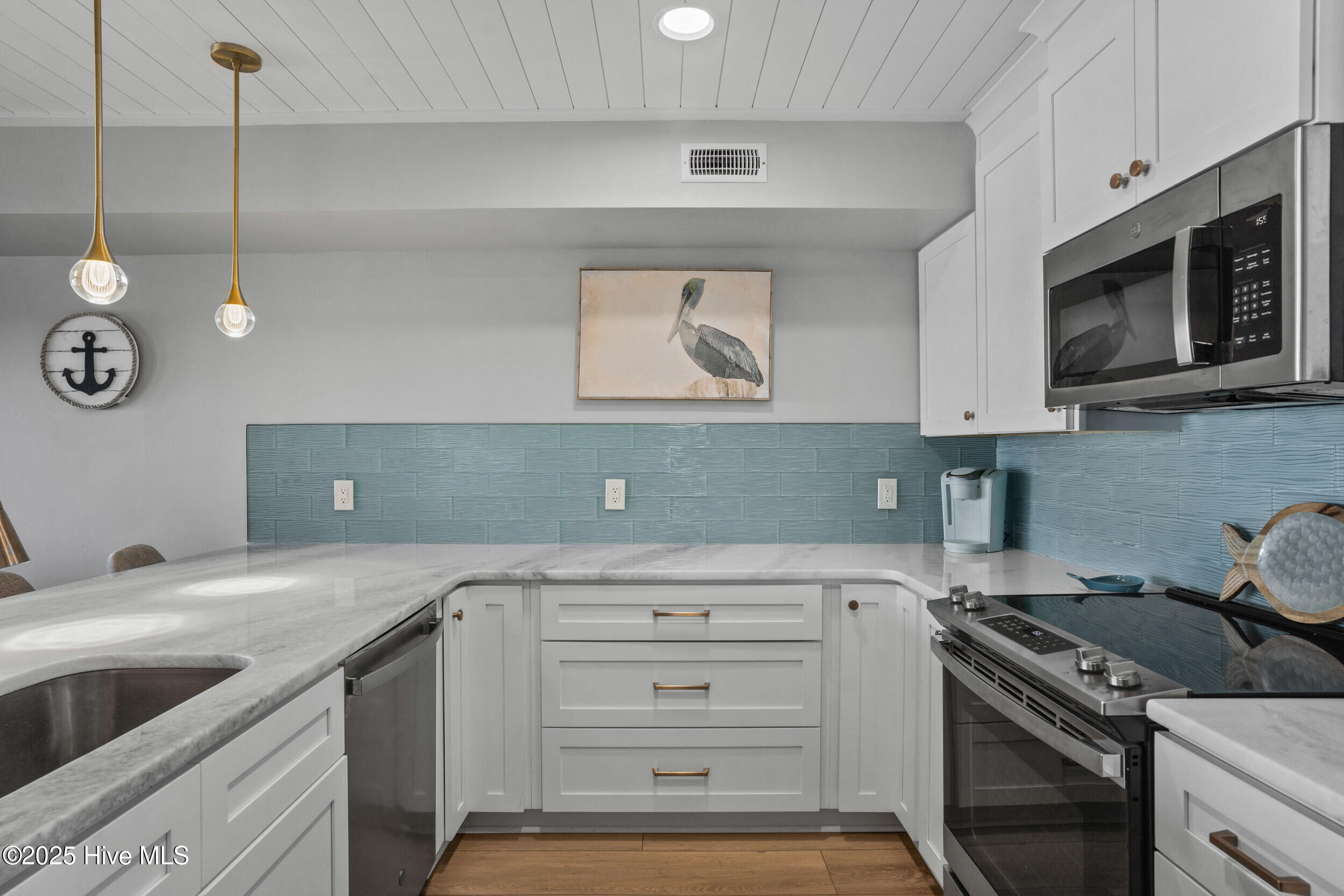 111 Florida Avenue 16 Property Photo 15