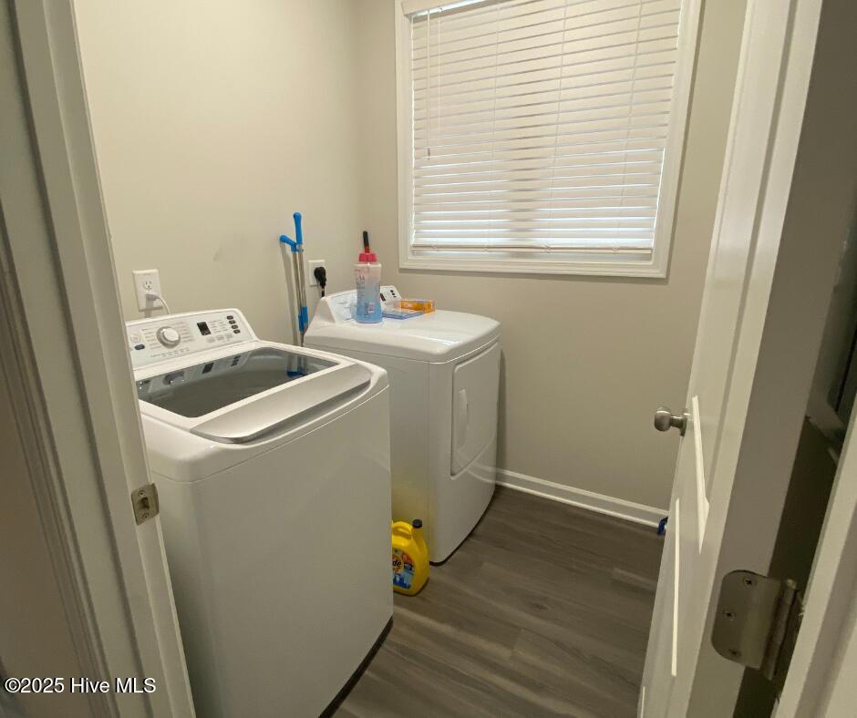 3555 Jetstream Drive Property Photo 6