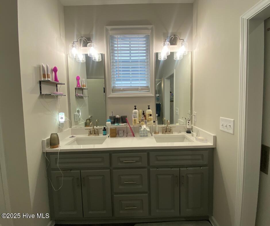 3555 Jetstream Drive Property Photo 9