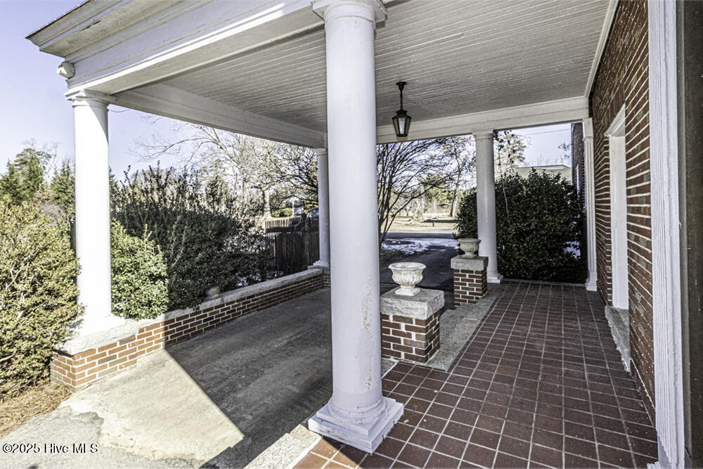 6755 Us Highway 301 Property Photo 15