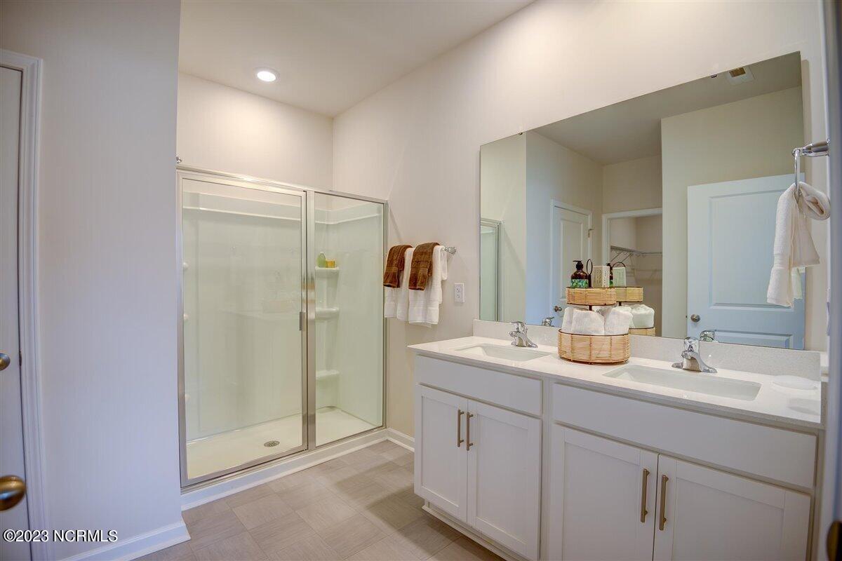 3902 Althorp Drive Property Photo 30