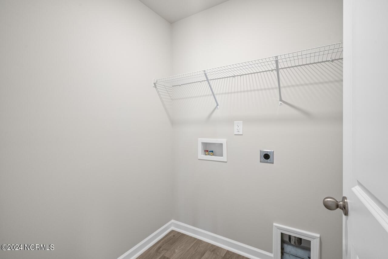 213 Wood Street Property Photo 19