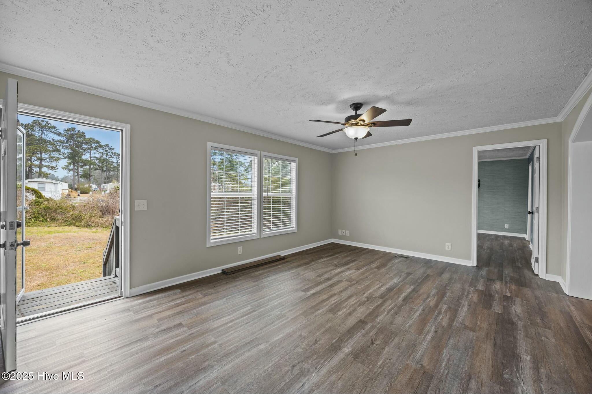 294 S Jenkins Street Property Photo 8