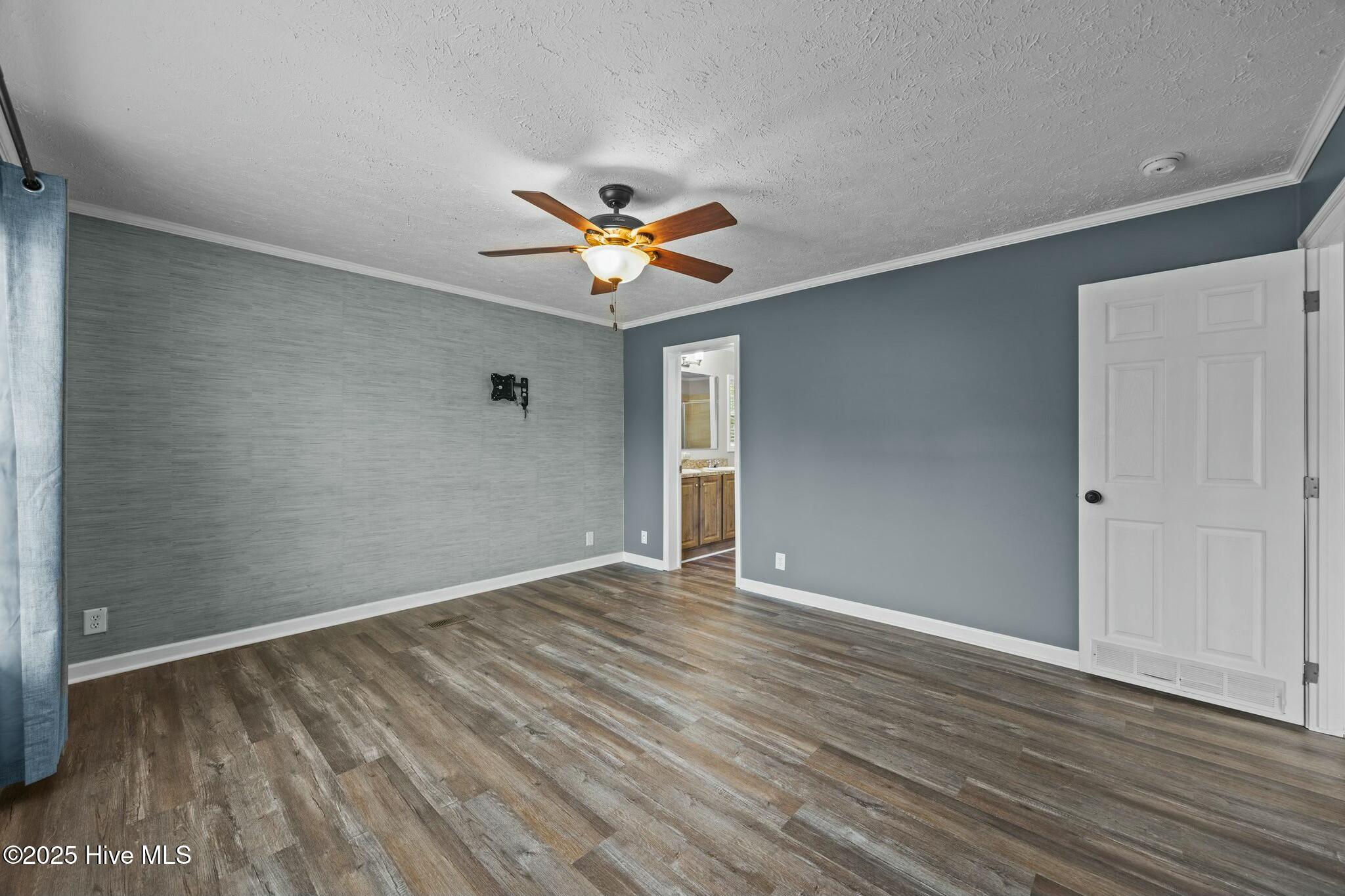 294 S Jenkins Street Property Photo 17