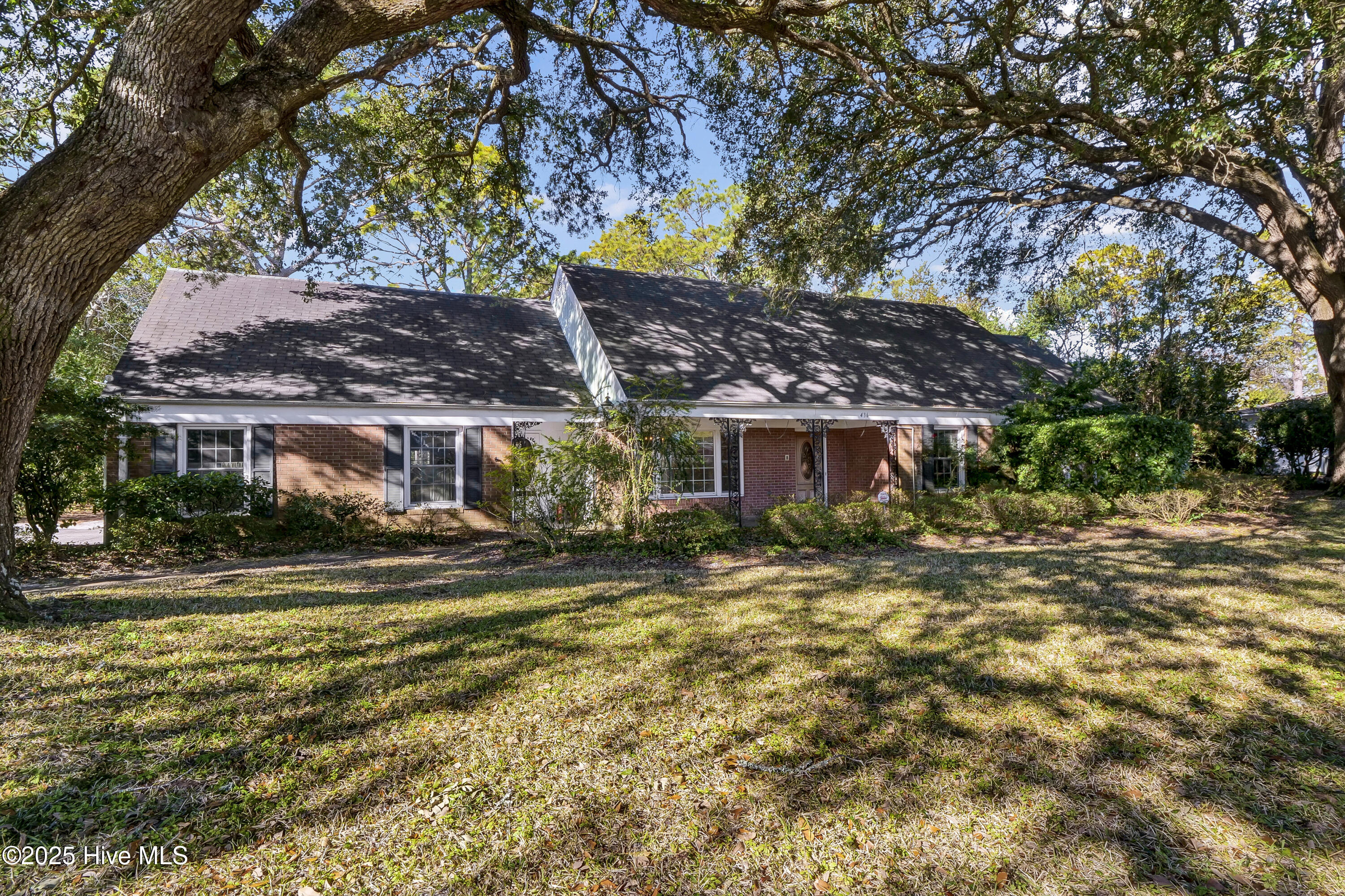 436 Robert E Lee Drive Property Photo 1