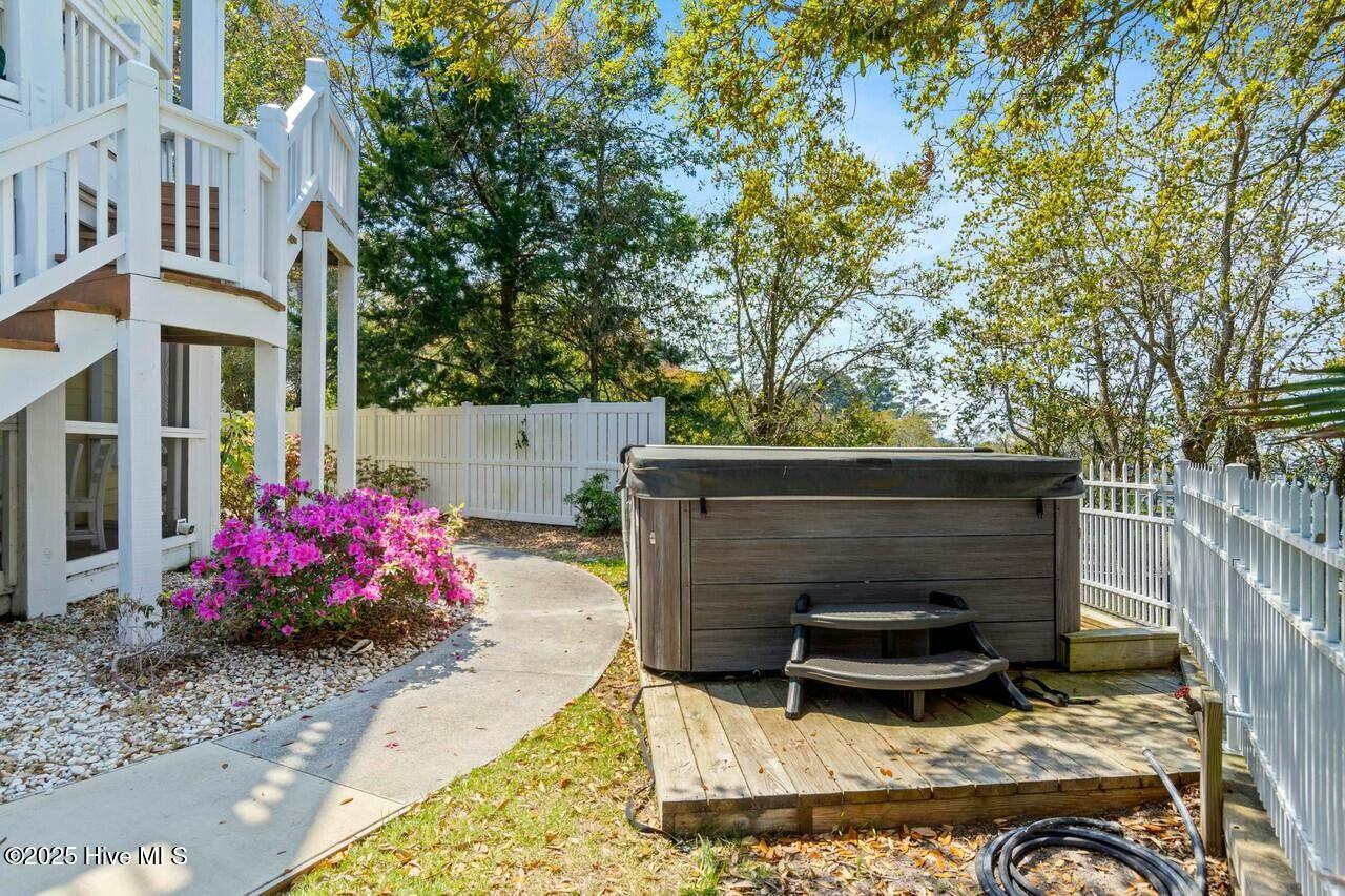 7012 Sound Drive Property Photo 23