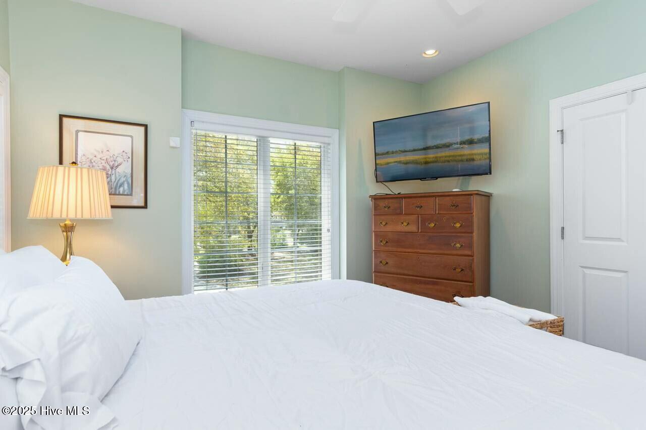 7012 Sound Drive Property Photo 93