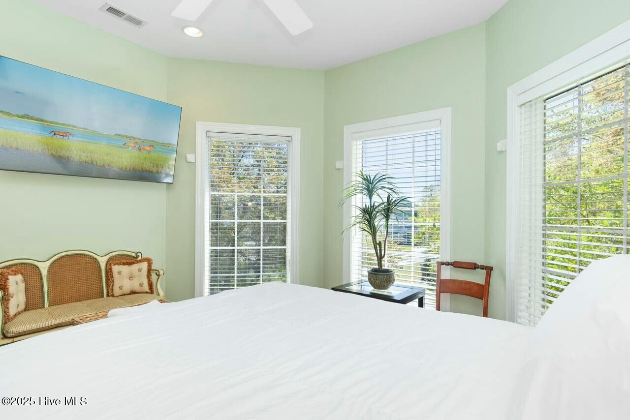 7012 Sound Drive Property Photo 98