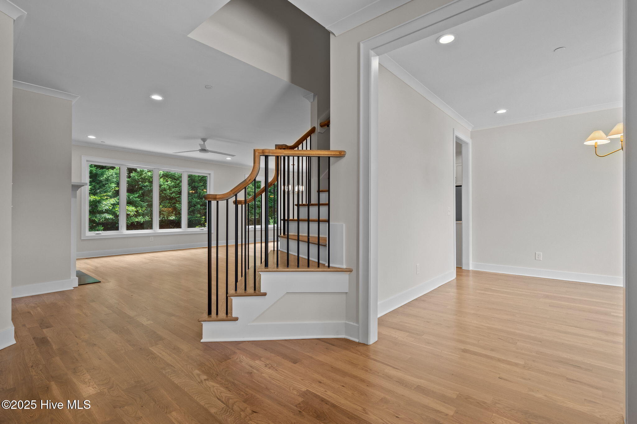 6 Castle Bridge Court Property Photo 11