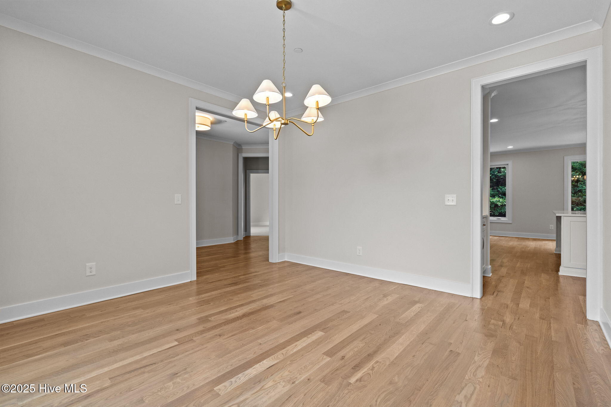 6 Castle Bridge Court Property Photo 12