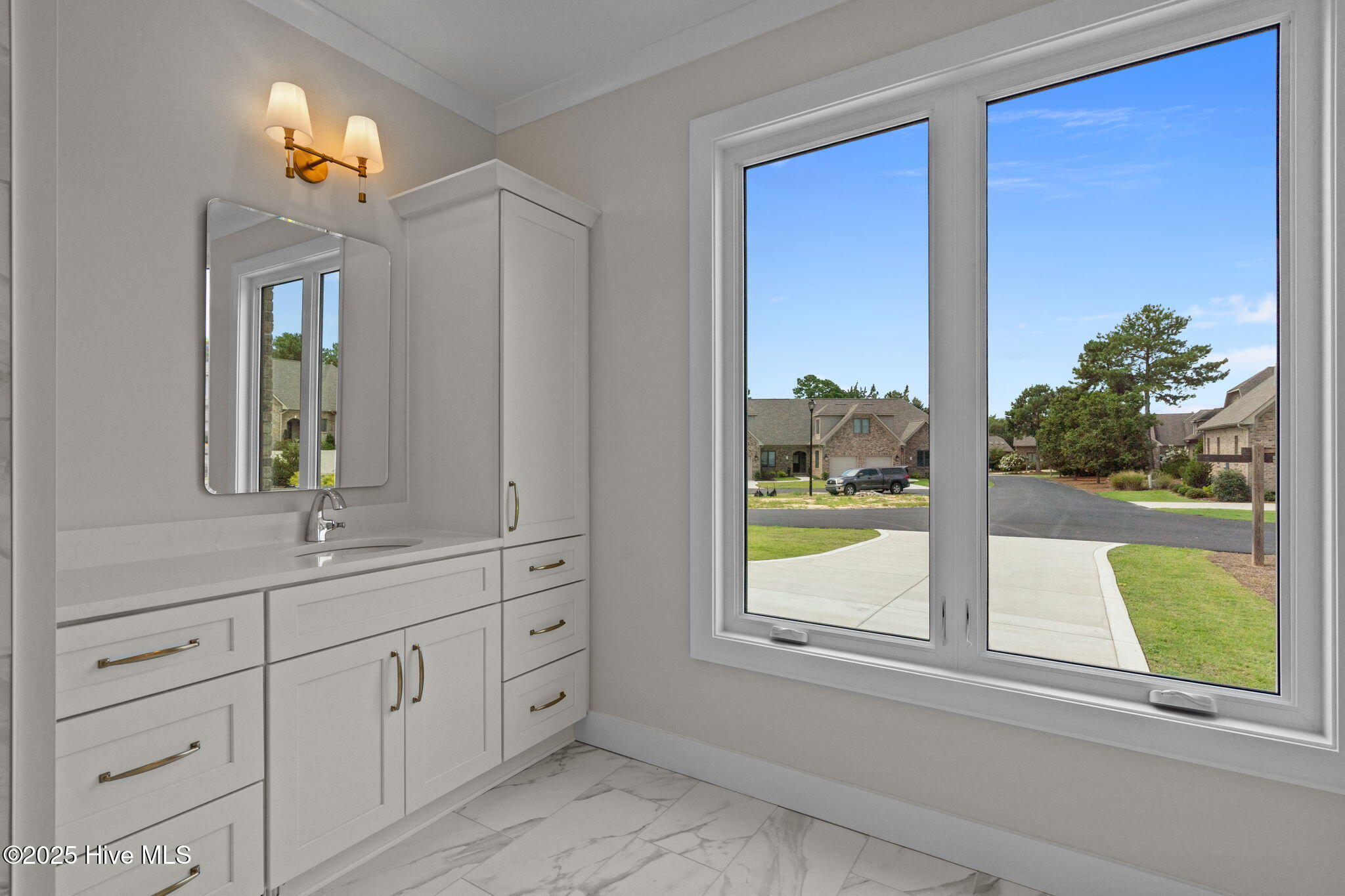 6 Castle Bridge Court Property Photo 39