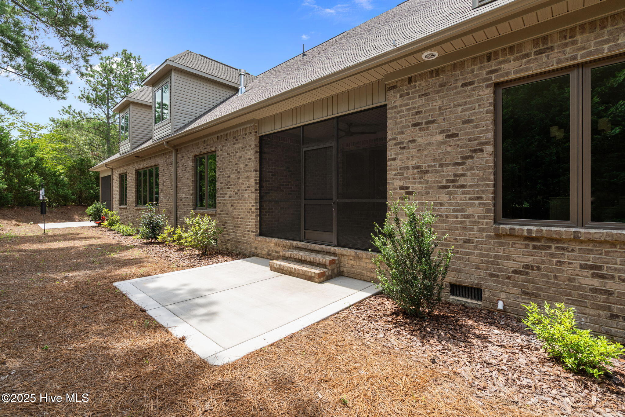 6 Castle Bridge Court Property Photo 53