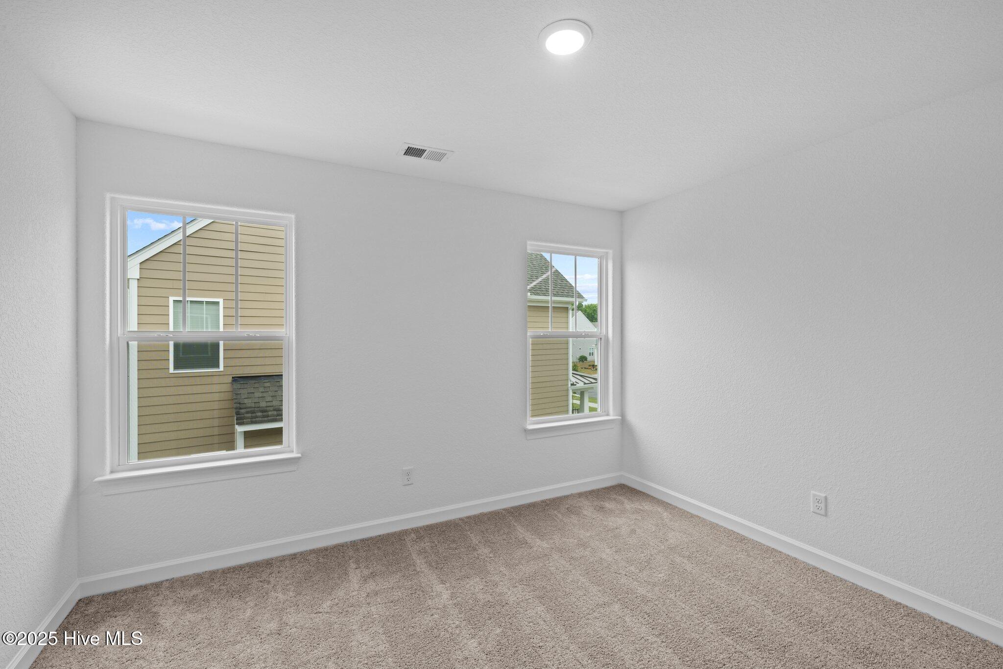 001 W Ryker Road Property Photo 4