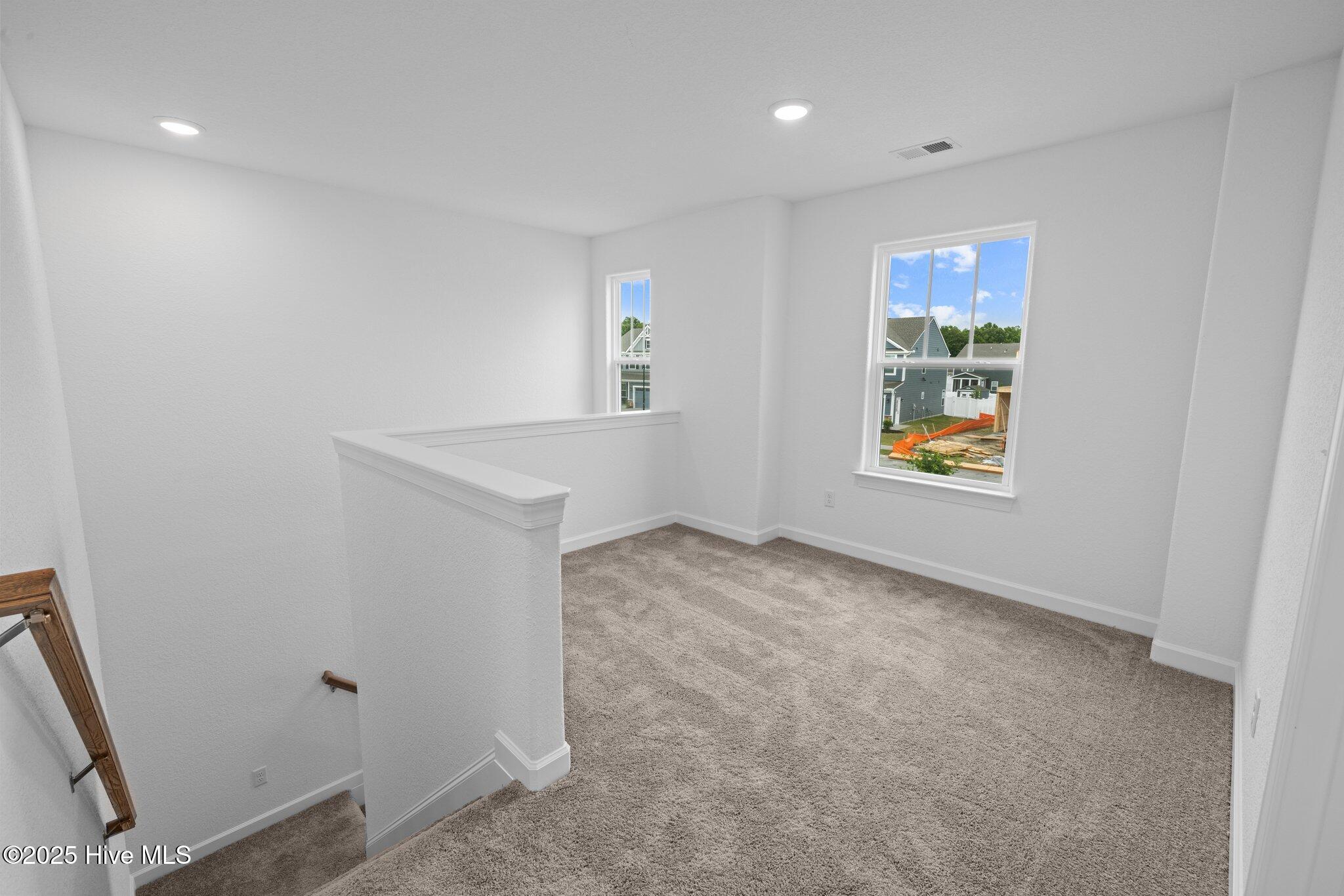 001 W Ryker Road Property Photo 11