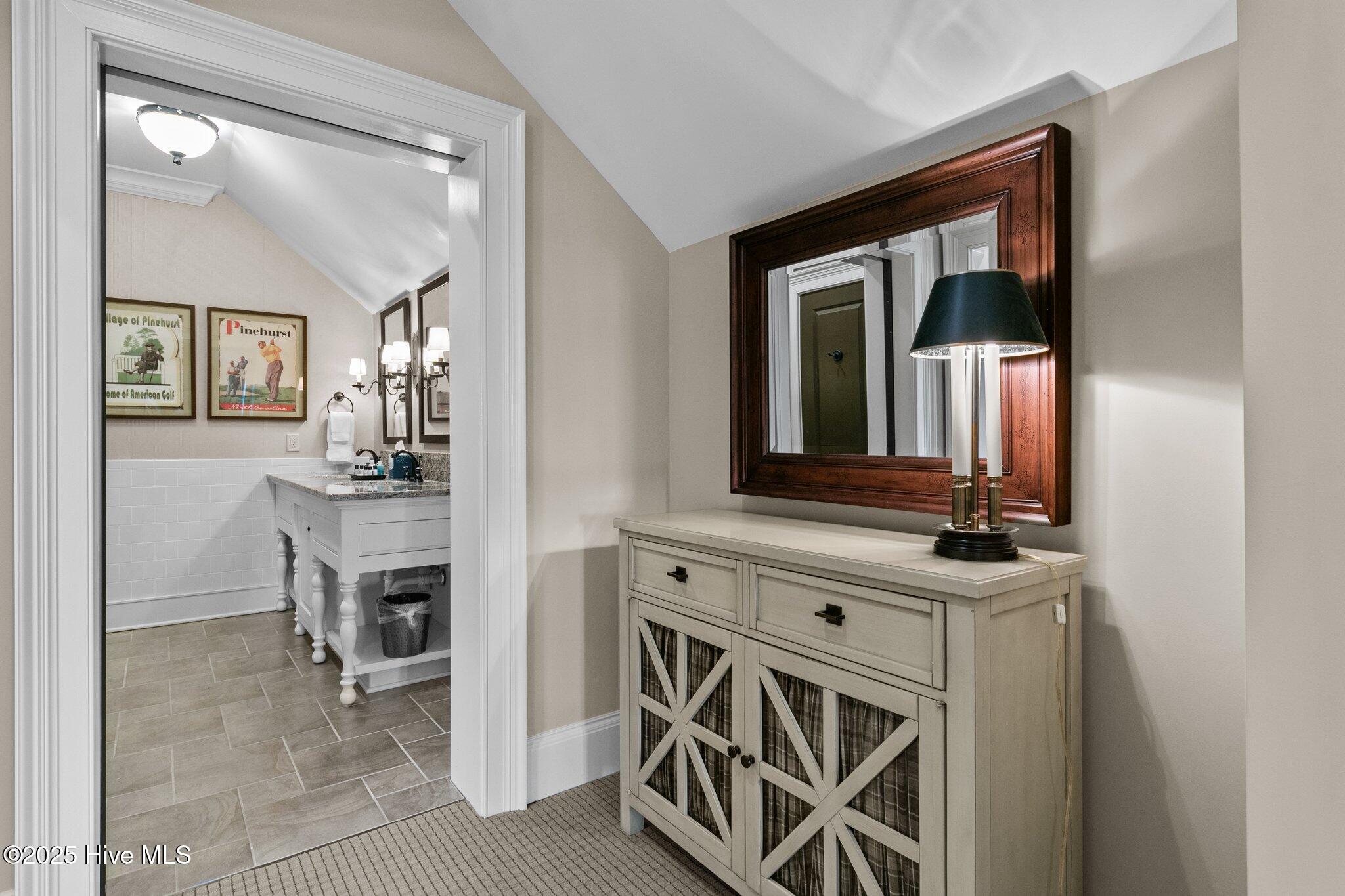 103 Forest Creek Drive Suite I Property Photo 9