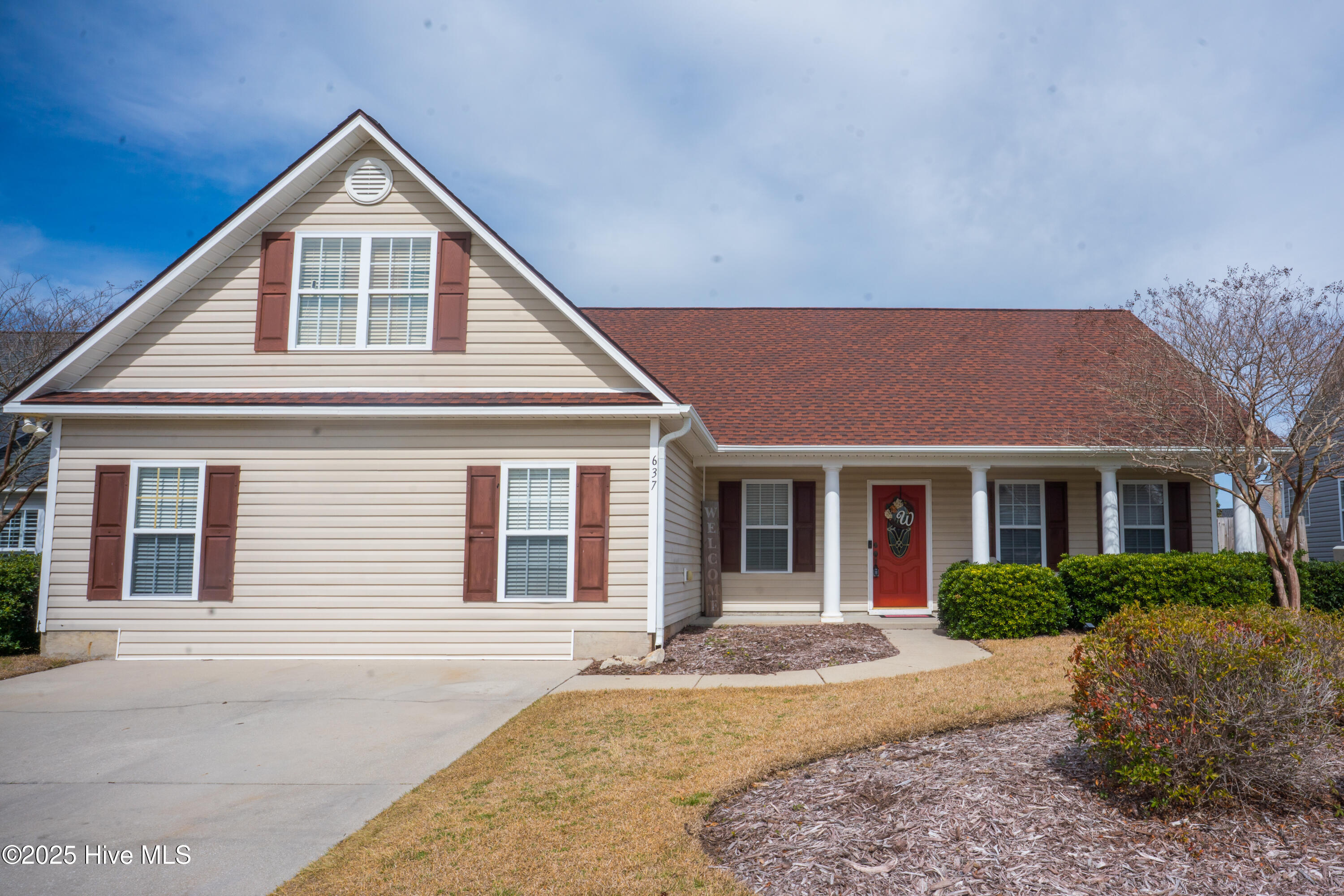 637 Hillside Drive Property Photo 1