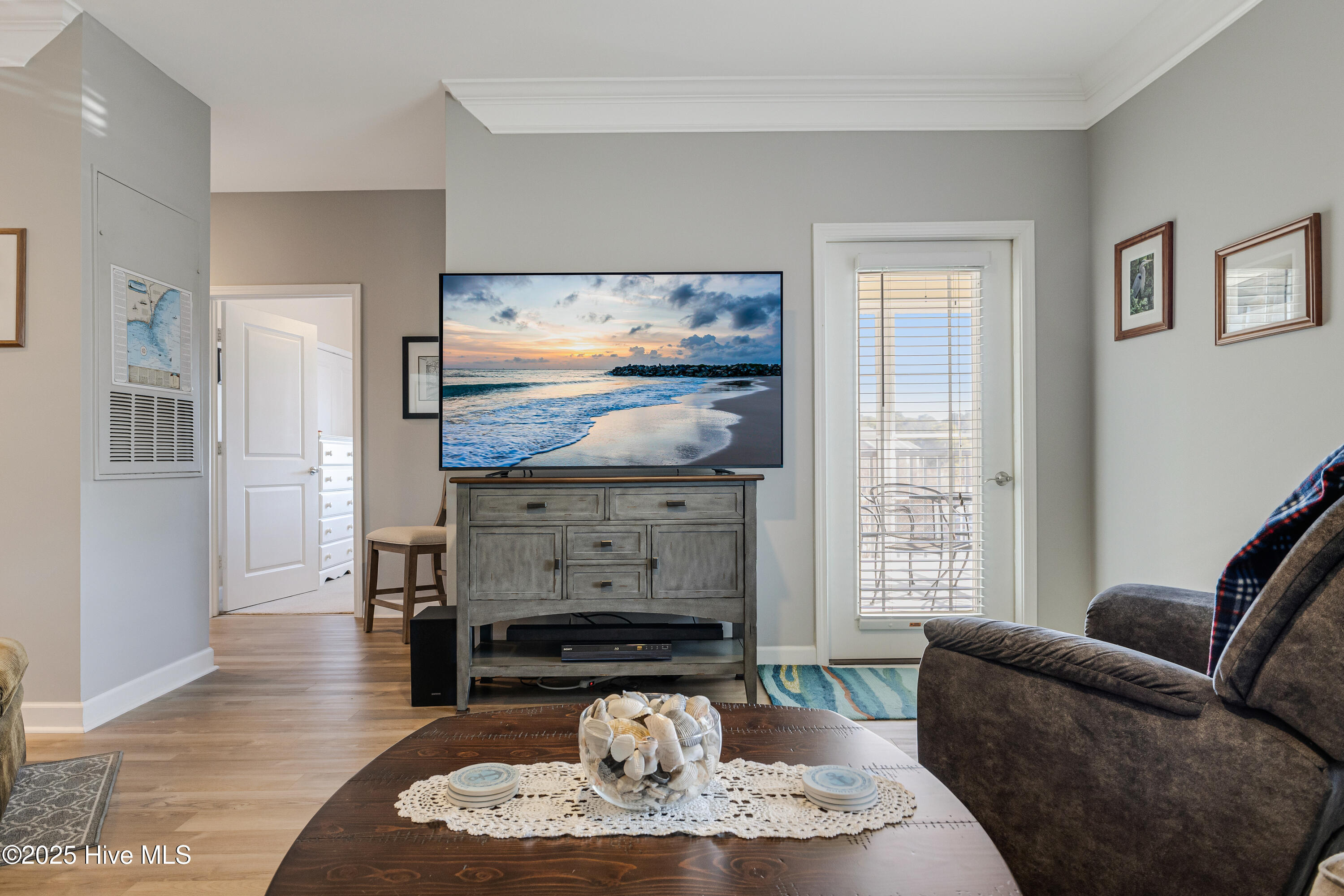 395 S Crow Creek Drive Unit 1518 Property Photo 8