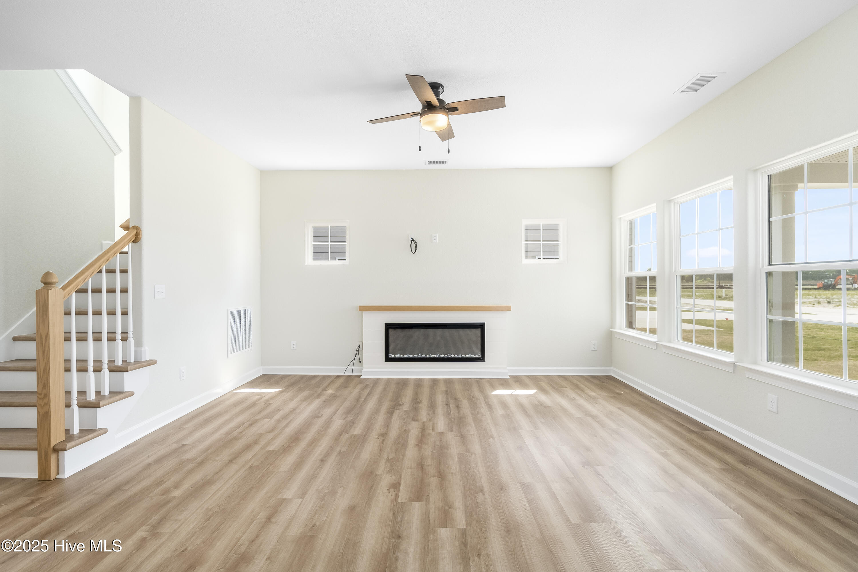 309 Iris Circle Property Photo 18