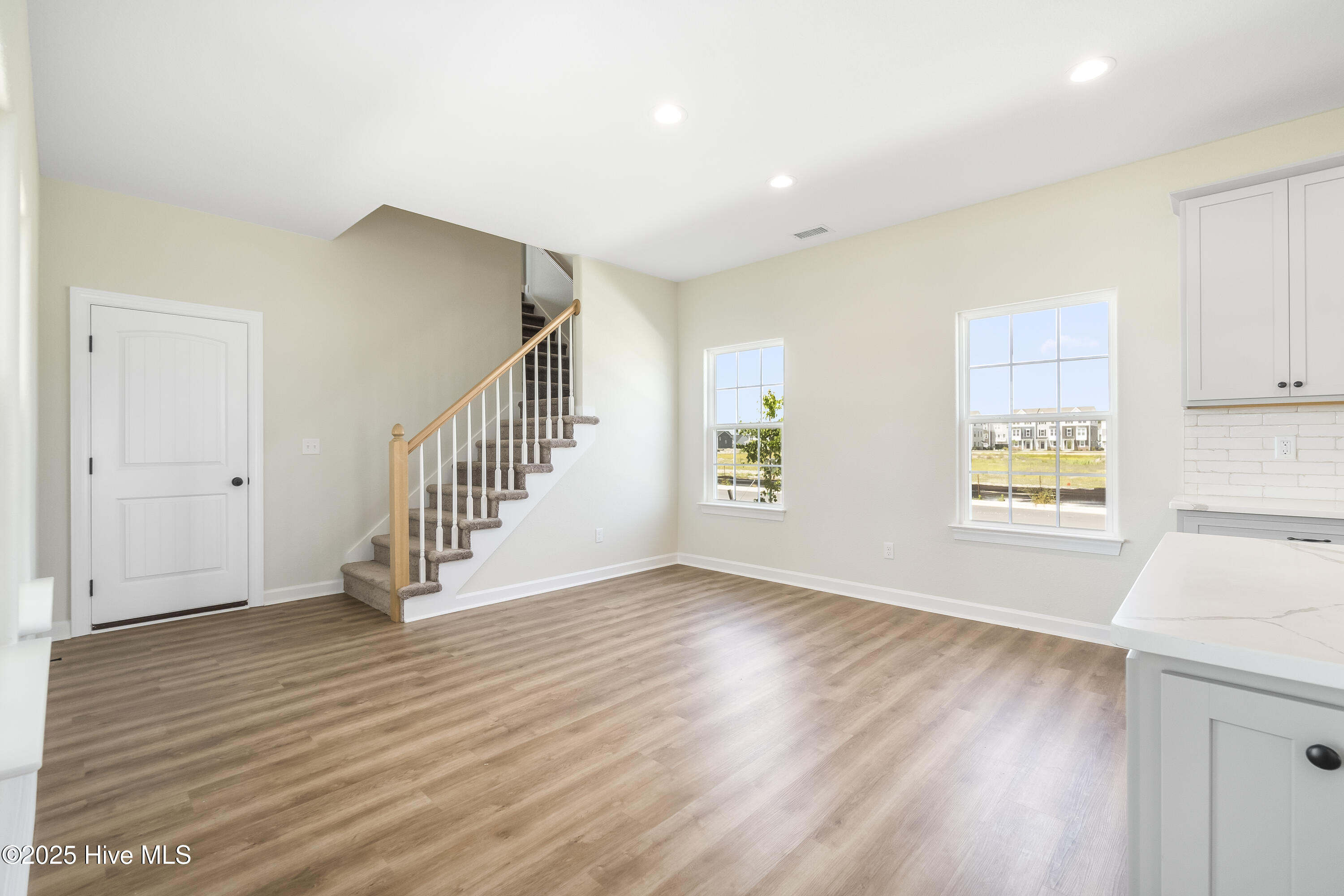 309 Iris Circle Property Photo 24