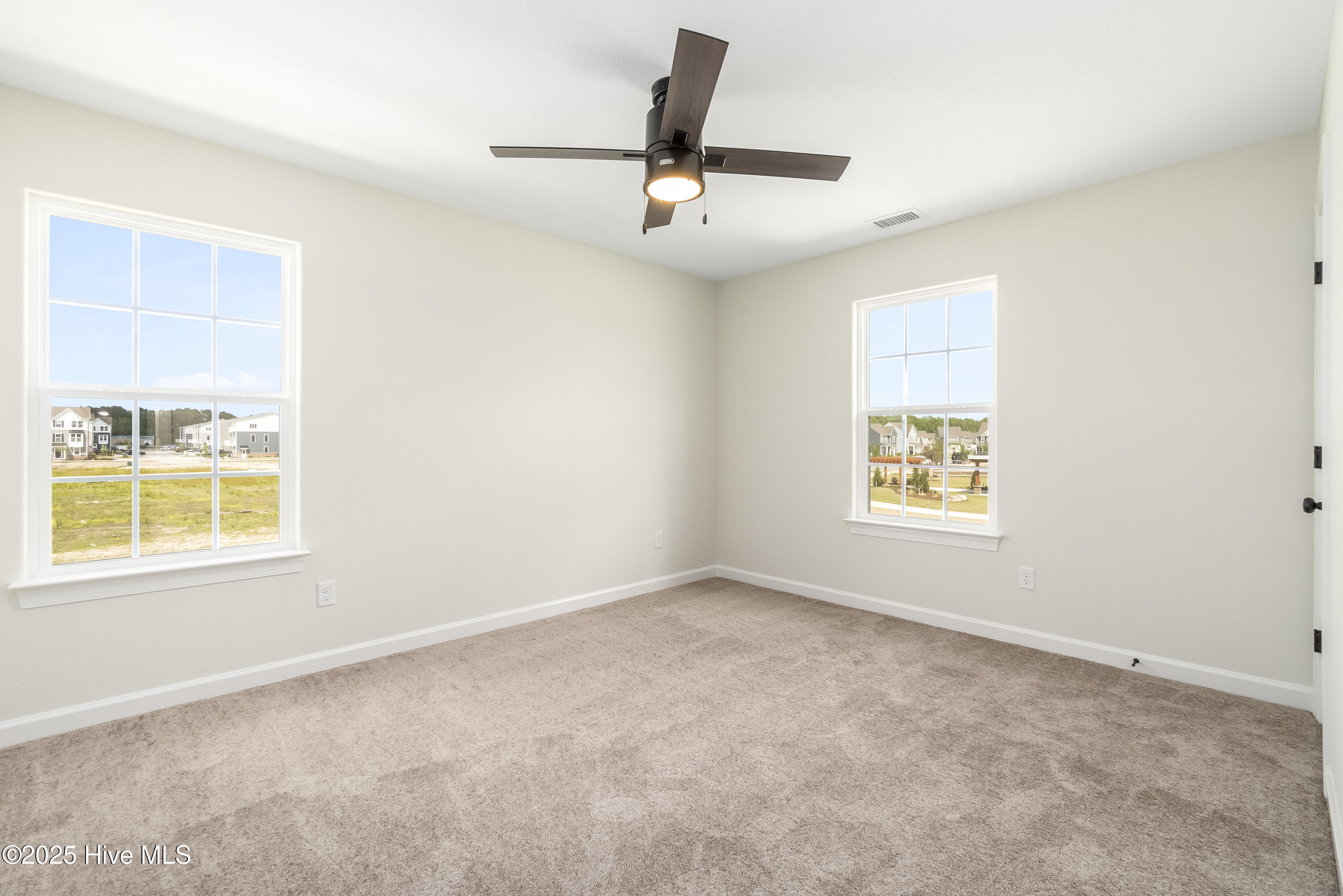 309 Iris Circle Property Photo 34