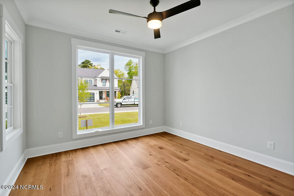 8246 Winding Creek Circle Property Photo 4