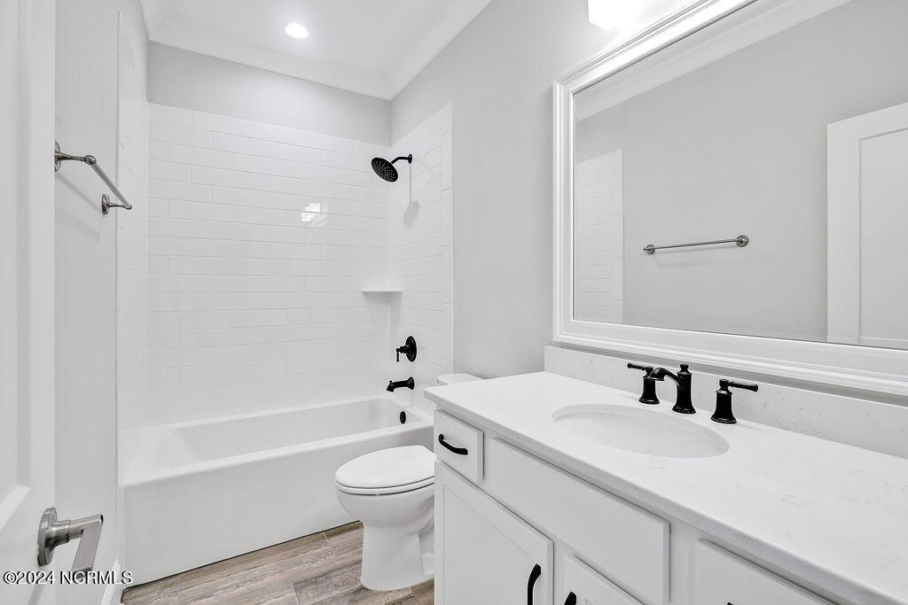 8246 Winding Creek Circle Property Photo 34