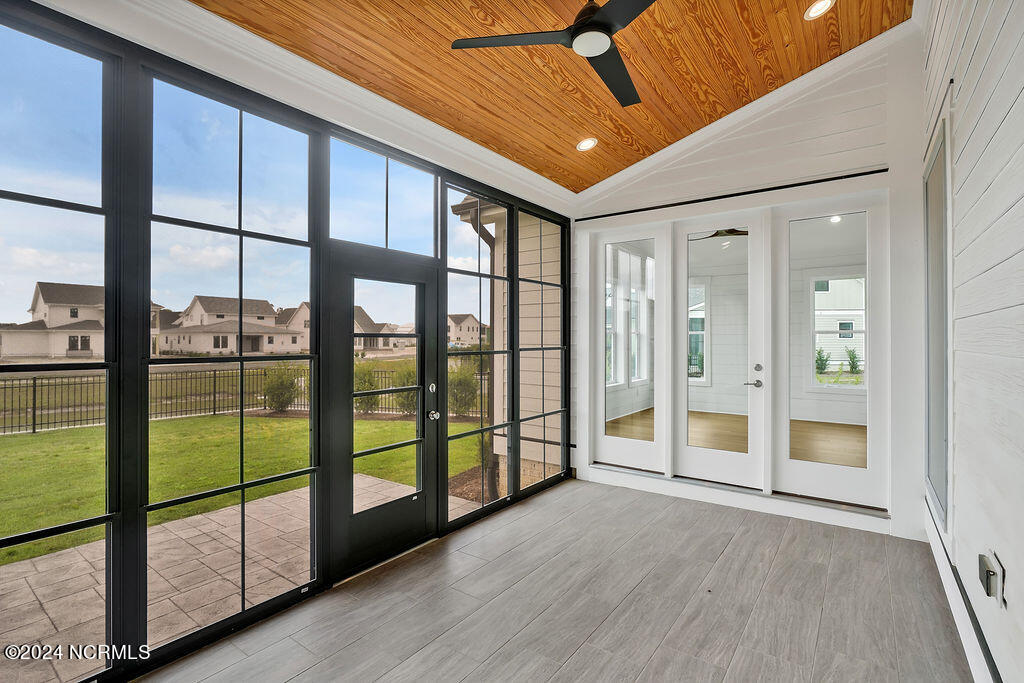 8246 Winding Creek Circle Property Photo 41